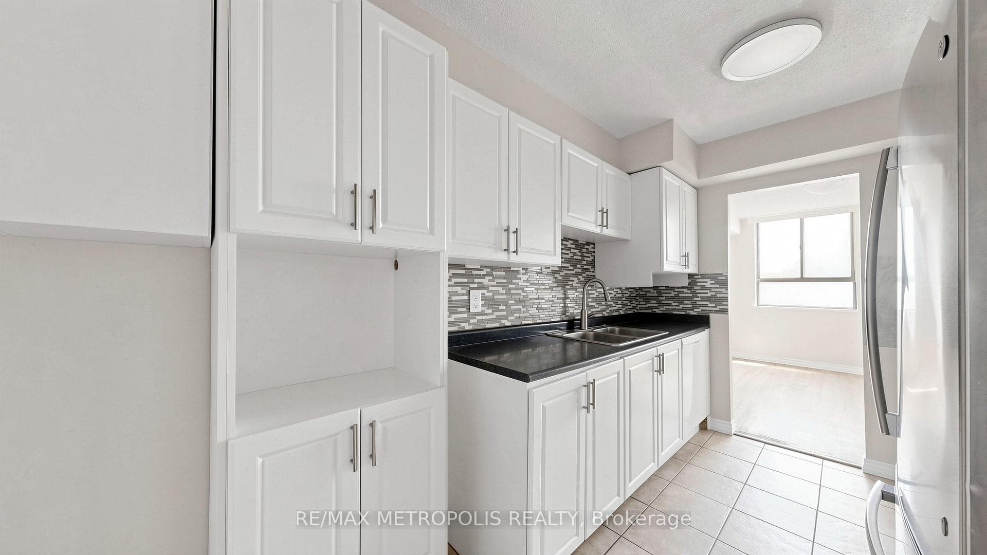 121 Trudelle Street 405, Toronto, ON M1J 3K4, Toronto E08, ON — photo 14 of 39