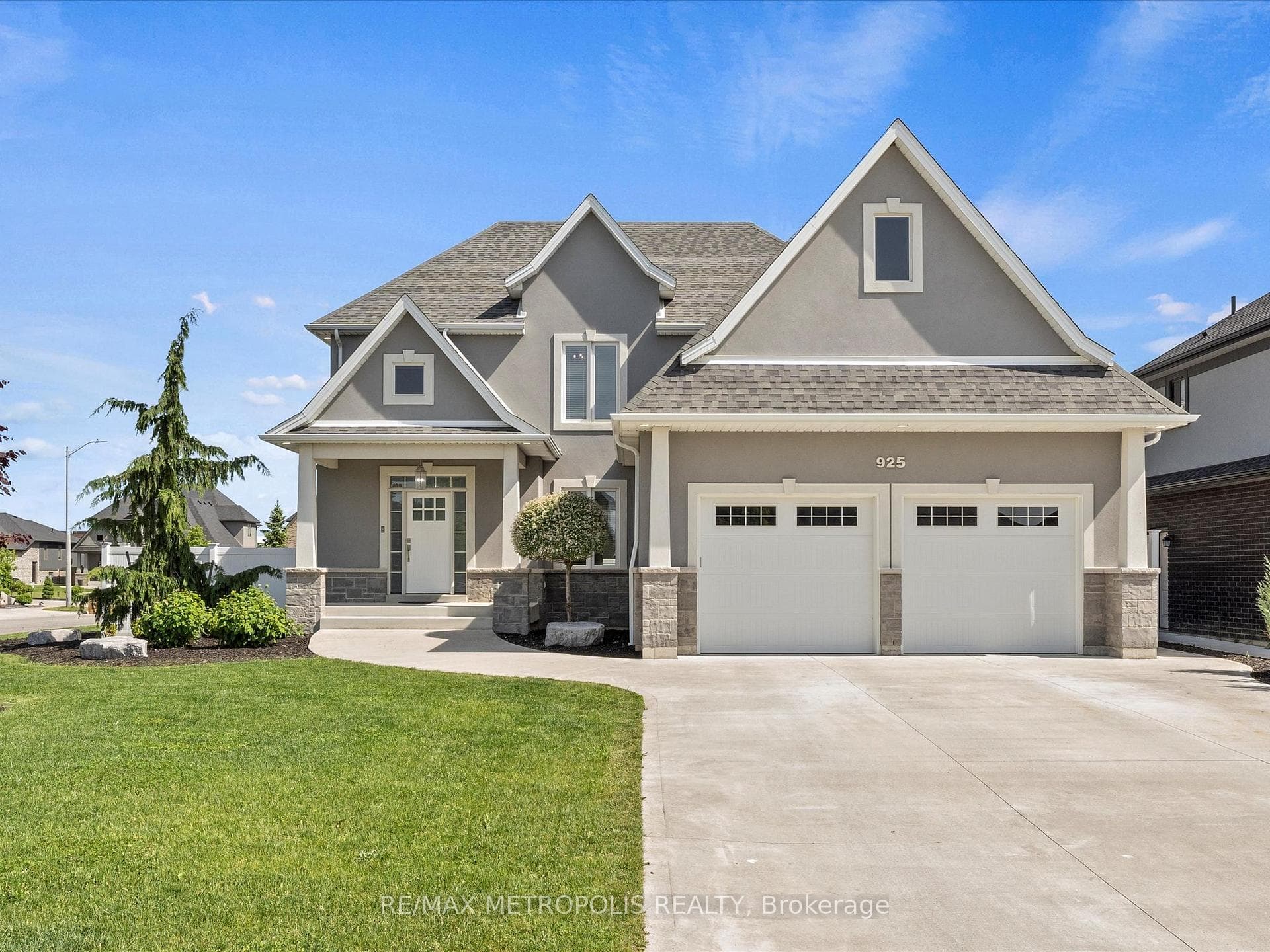 925 Lakewood Crescent, Lakeshore, ON N8L 1G6, Lakeshore, ON — photo 1 of 44