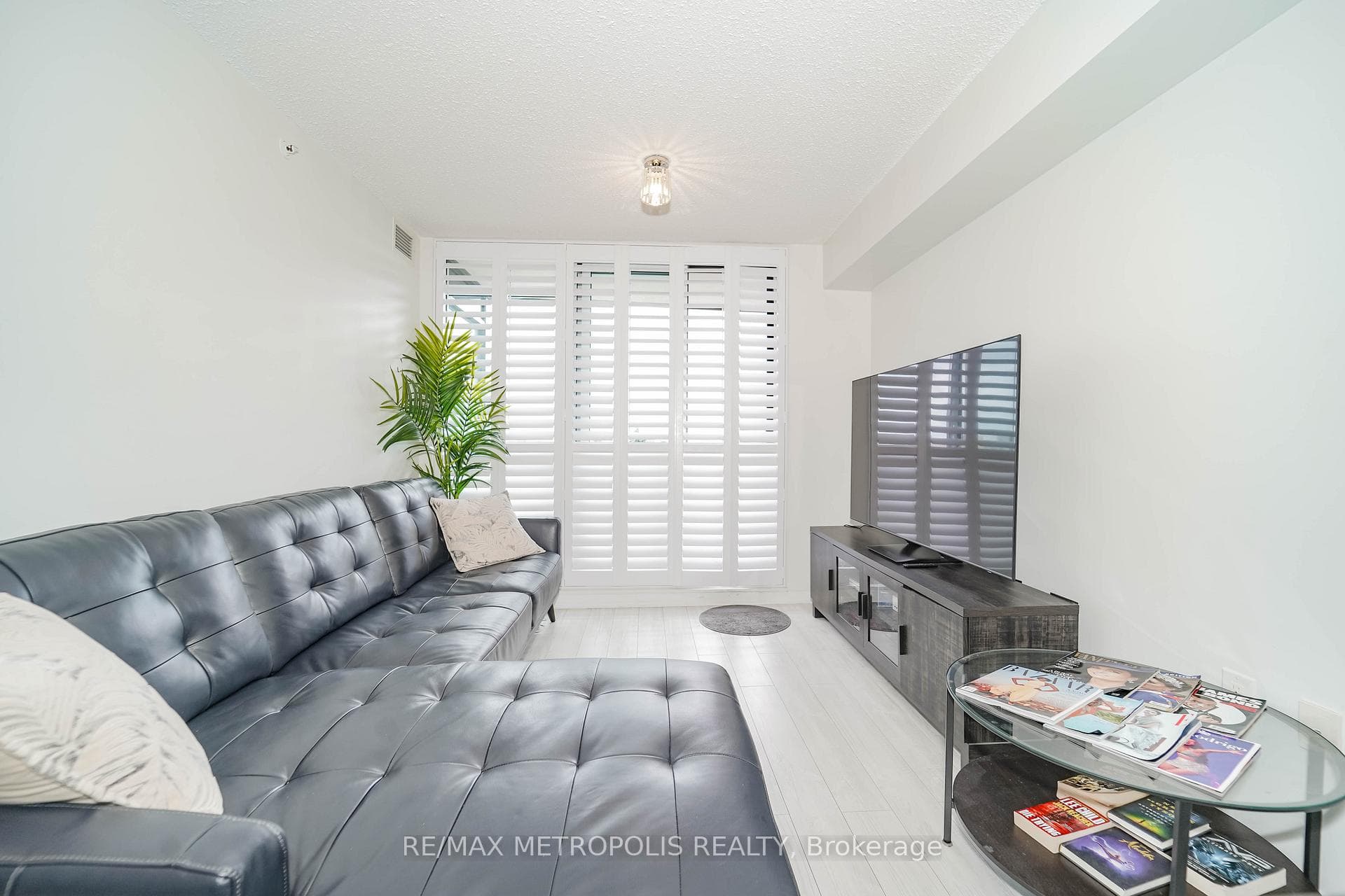800 Lawrence Avenue W 415, Toronto, ON M6A 0B1, Toronto W04, ON — photo 15 of 72