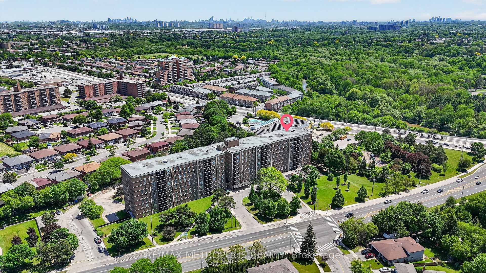 2825 Islington Avenue 104, Toronto W05, ON M9L 2K1, Toronto W05, ON — photo 5 of 40