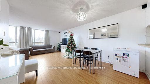 10 Martha Eaton Way 713, Toronto W04, ON M6M 5B3, Toronto W04, ON — photo 10 of 50