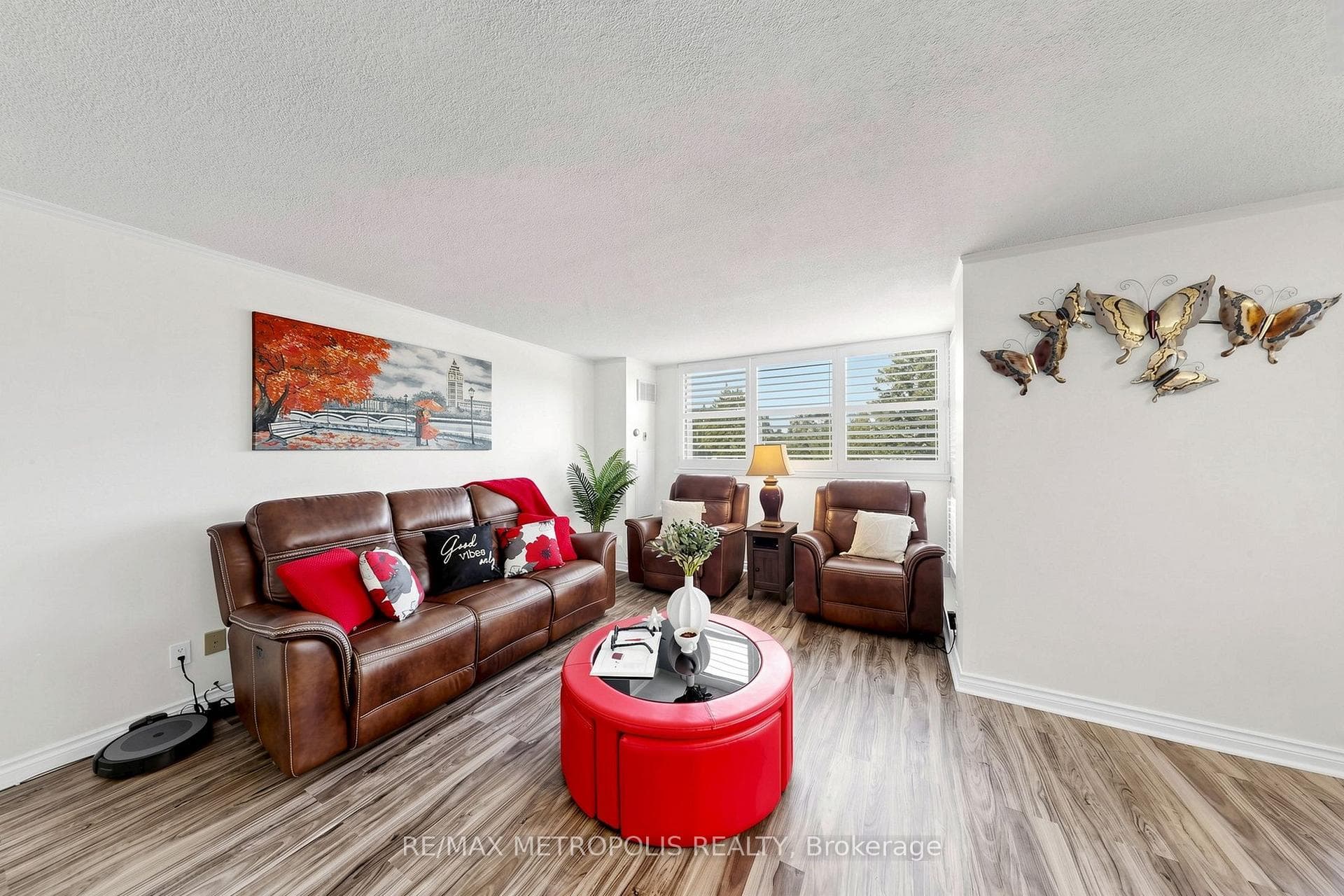 1111 Bough Beeches Boulevard 207, Mississauga, ON L4W 4N1, Mississauga, ON — photo 7 of 49