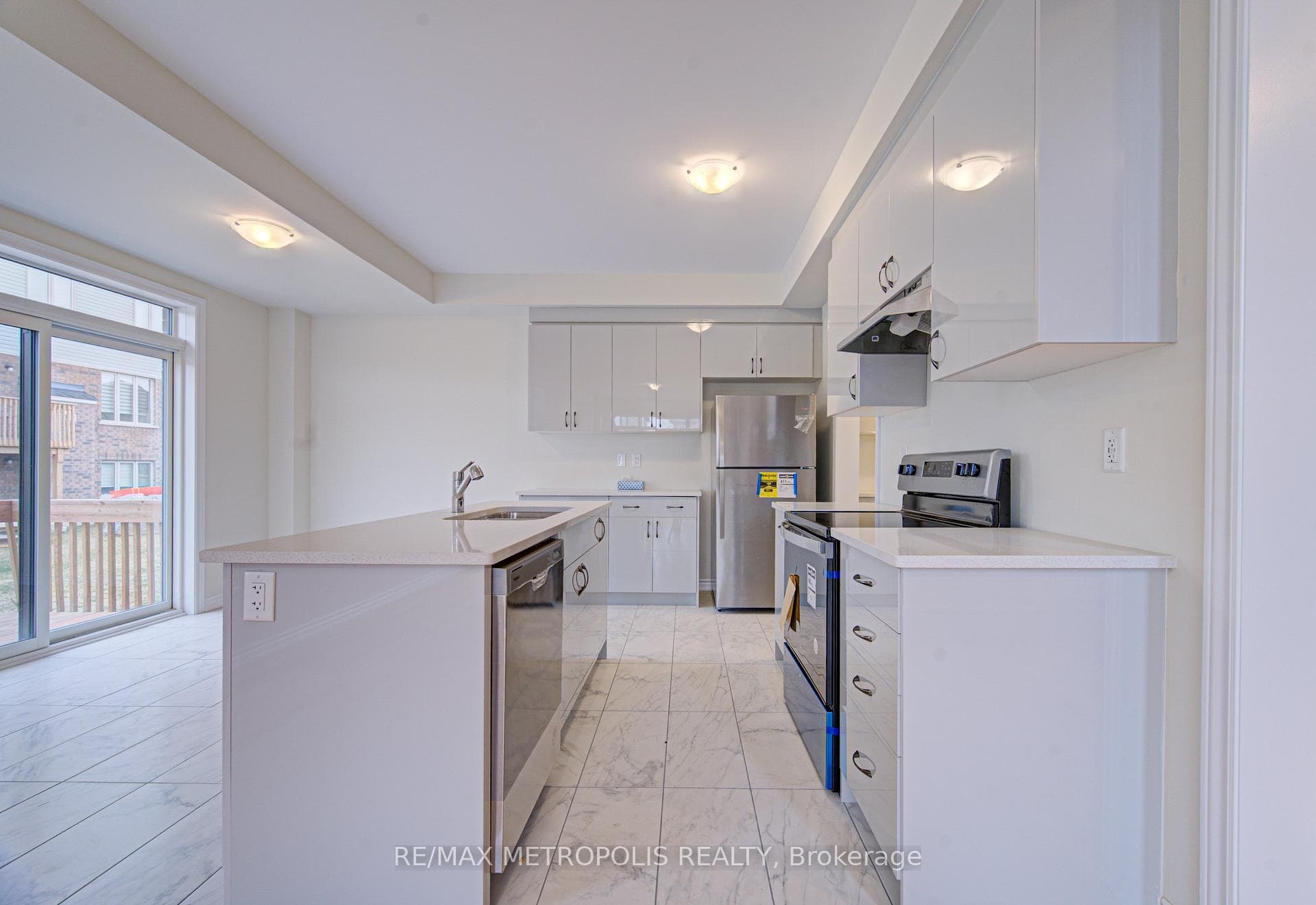 25 Heming Street, Brant, ON N3L 0M6, Brant, ON — photo 14 of 43