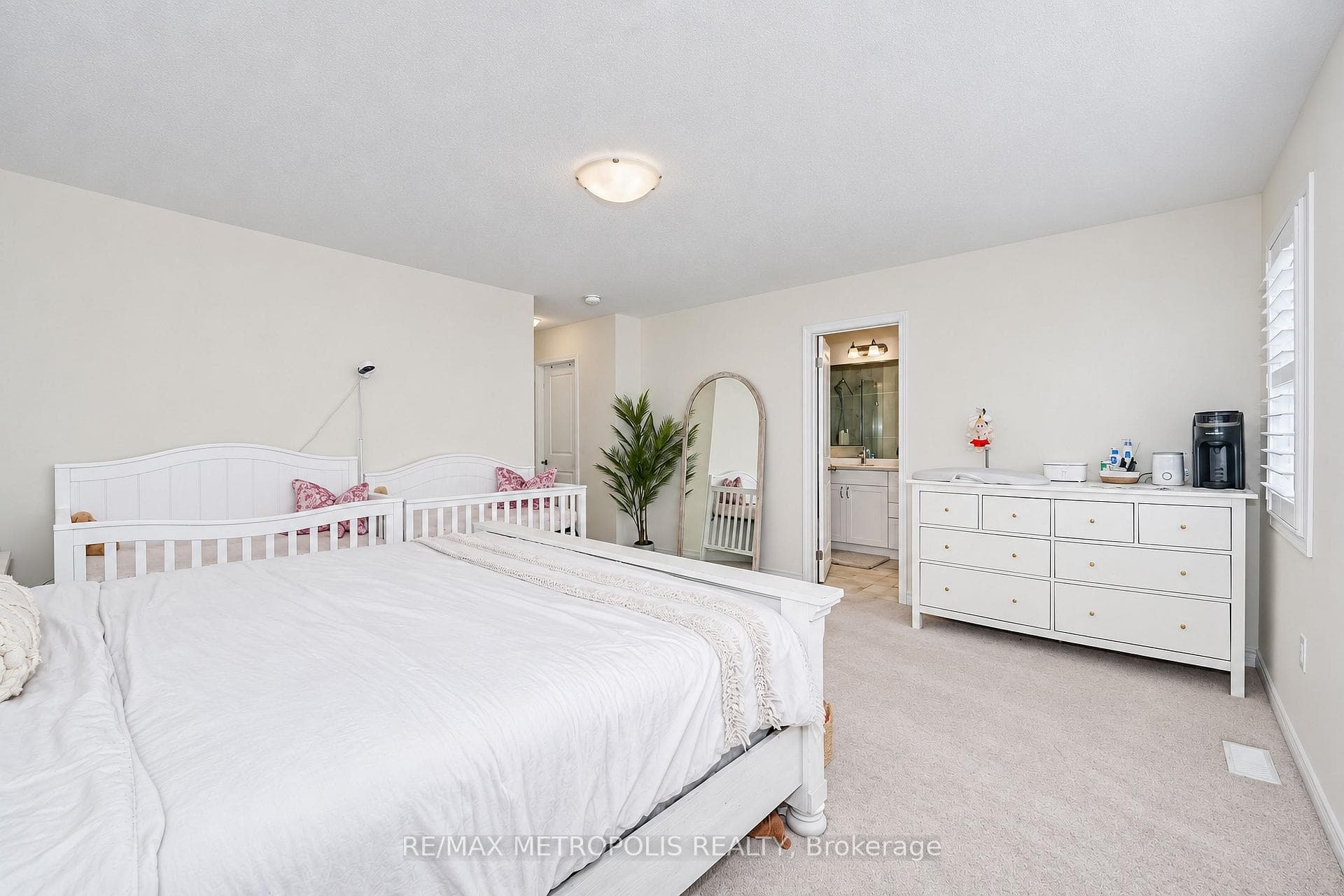 3237 Turnstone Boulevard, Pickering, ON L1X 0N3, Pickering, ON — photo 38 of 45