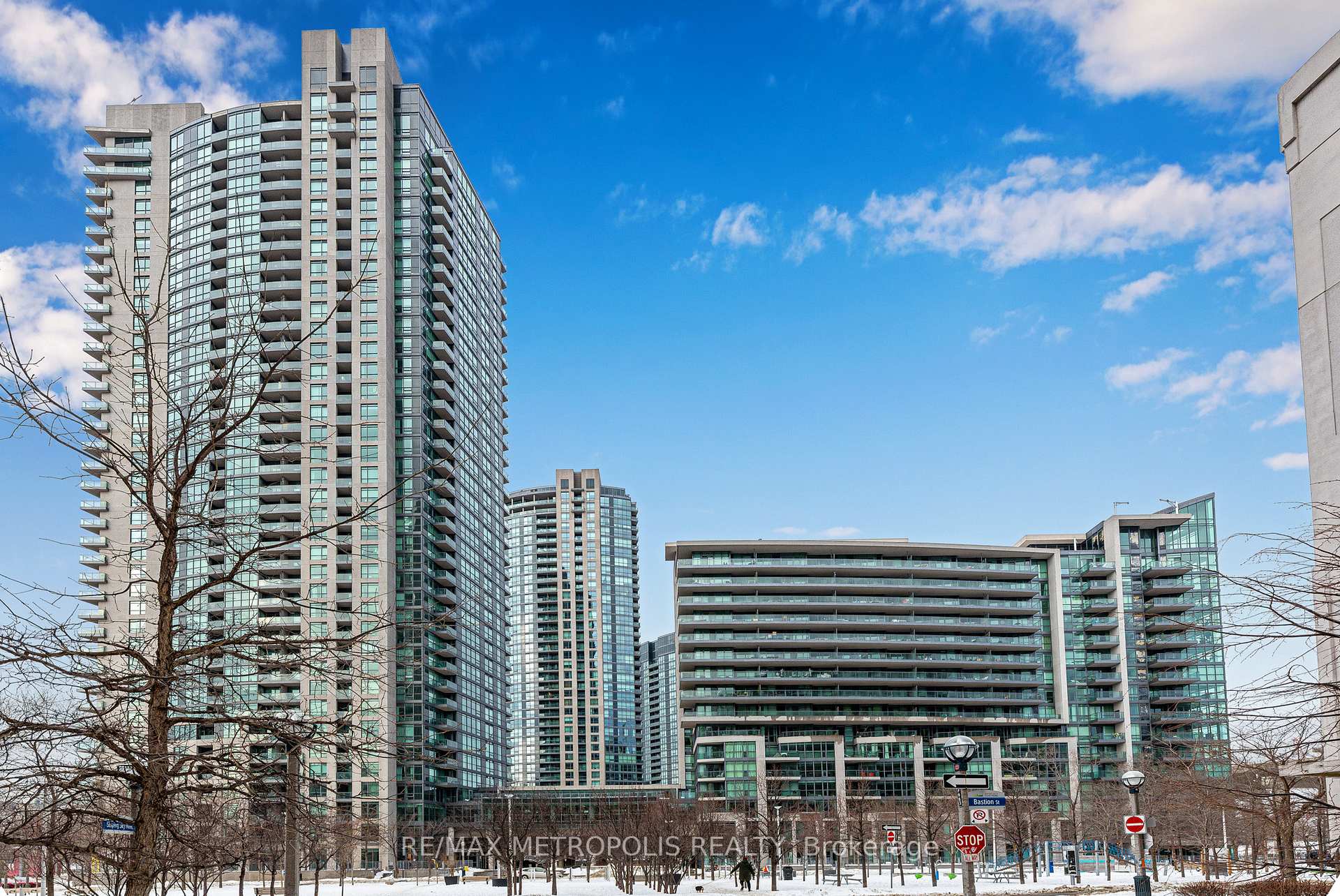 209 Fort York Boulevard 678, Toronto, ON M5V 4A1, Toronto C01, ON — photo 53 of 56