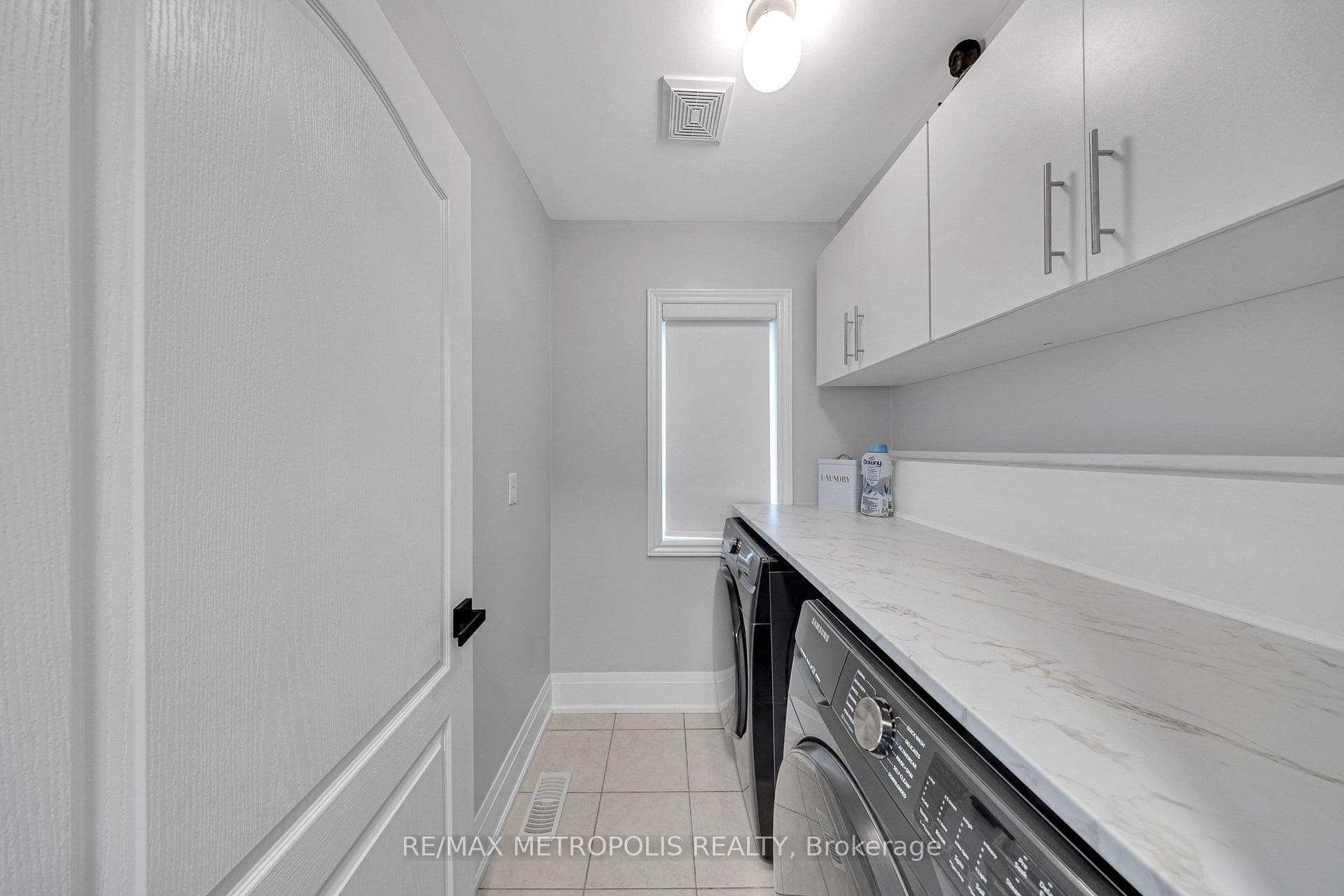 93 Blanchard Crescent, Essa, ON L0M 1B5, Essa, ON — photo 26 of 41