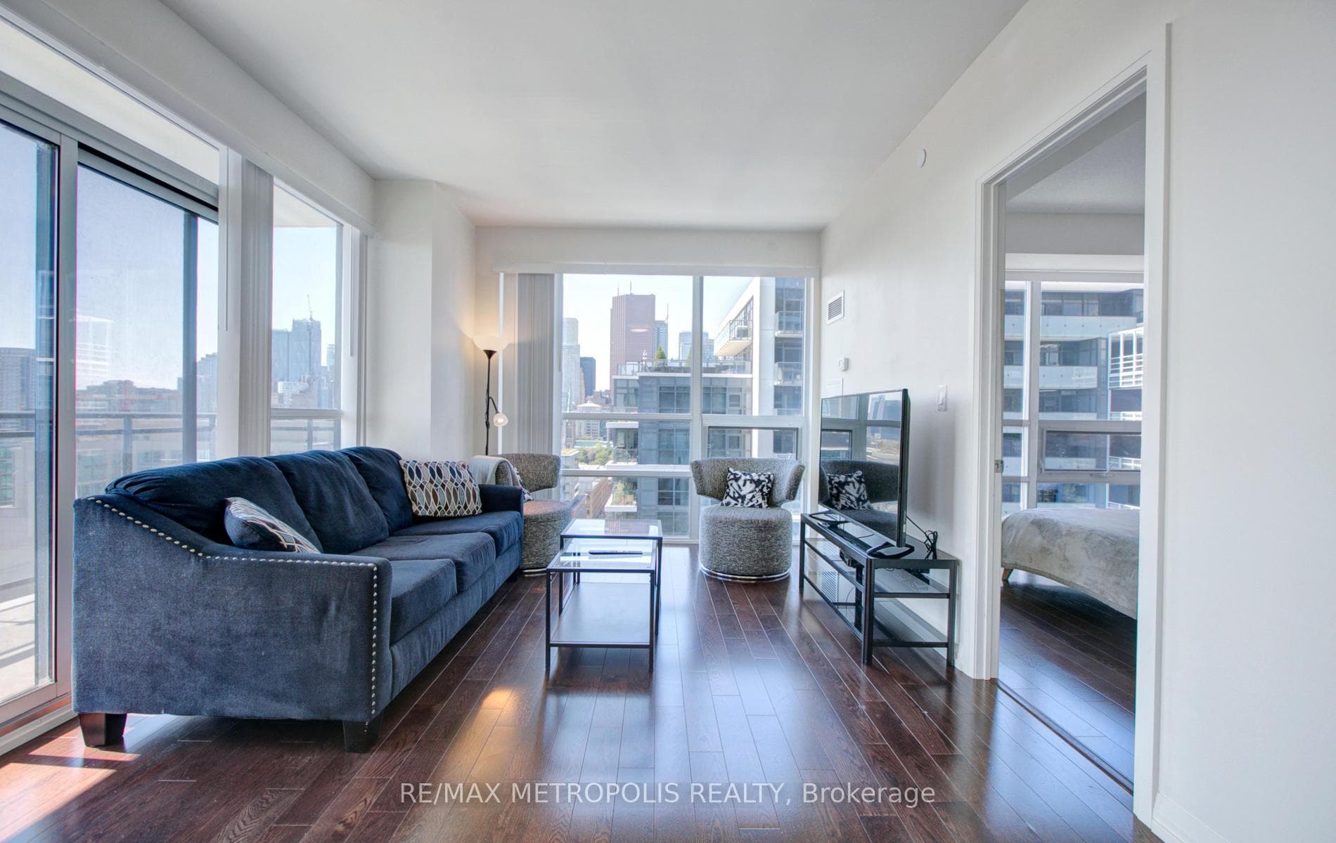460 Adelaide Street E 2015, Toronto C08, ON M5A 0E7, Toronto C08, ON — photo 2 of 22