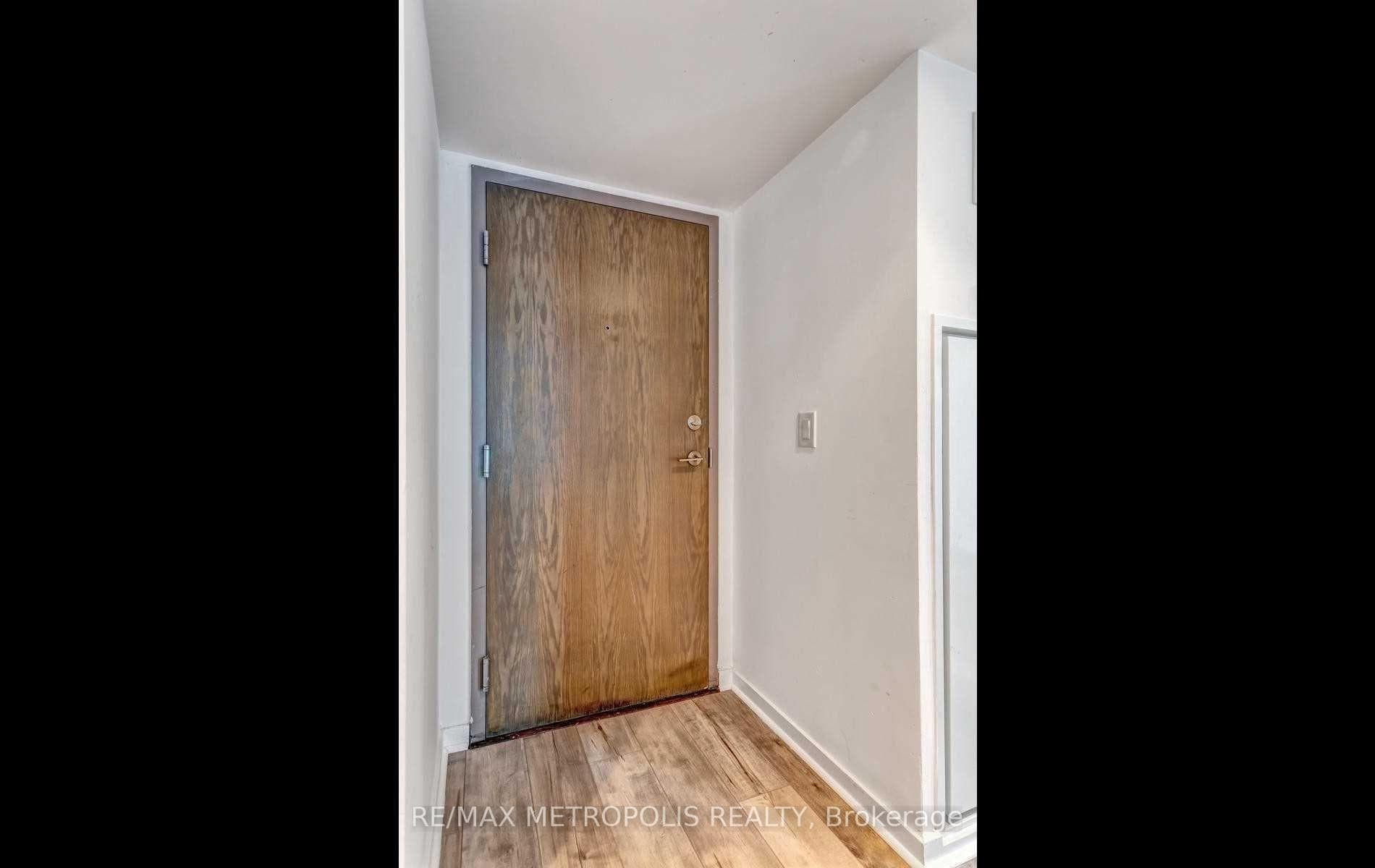 36 Lisgar Street 712E, Toronto, ON M6J 0C7, Toronto C01, ON — photo 4 of 25