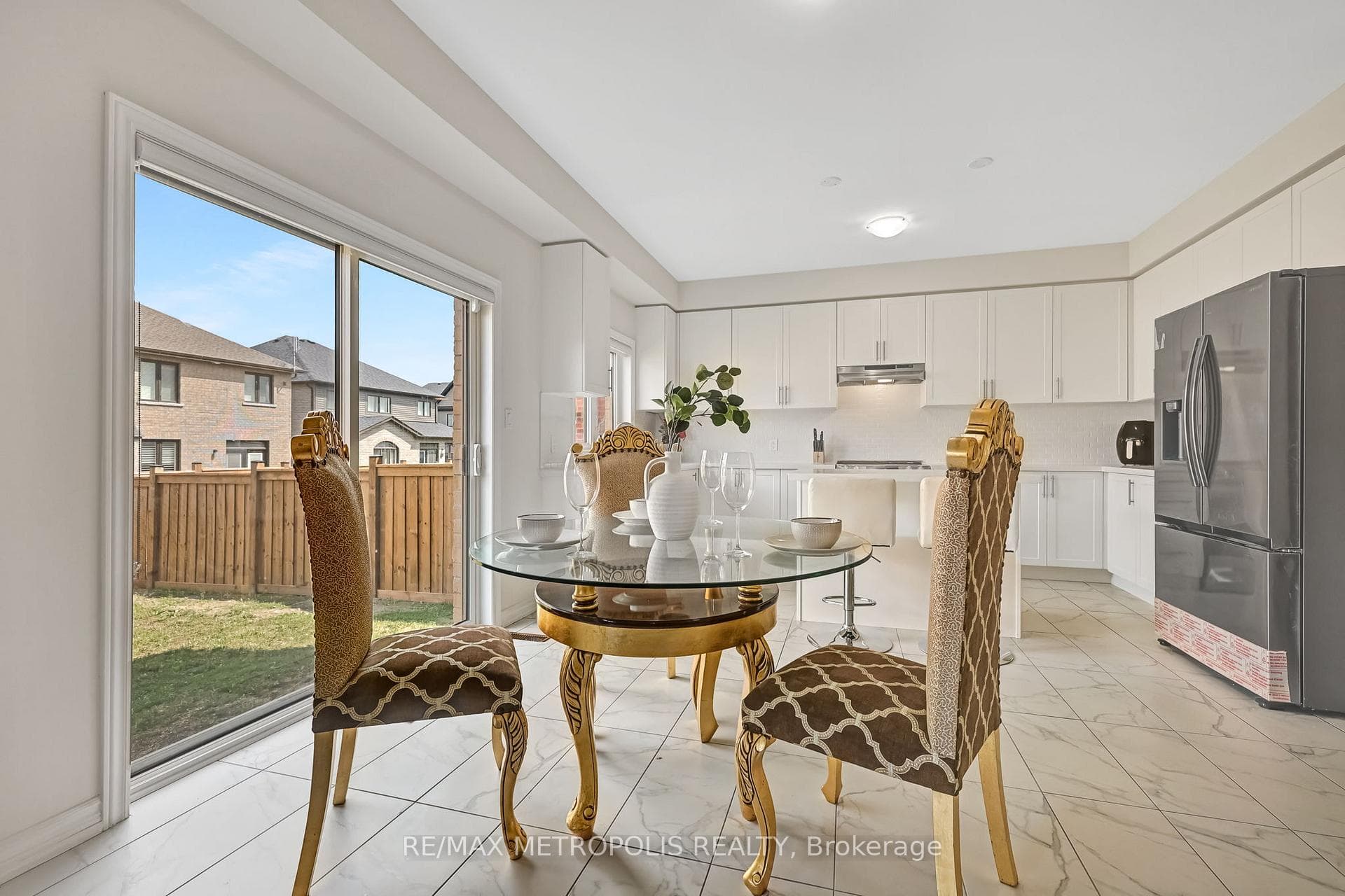 15 Douglas Kemp Crescent, Clarington, ON L1C 7E3, Clarington, ON — photo 12 of 50