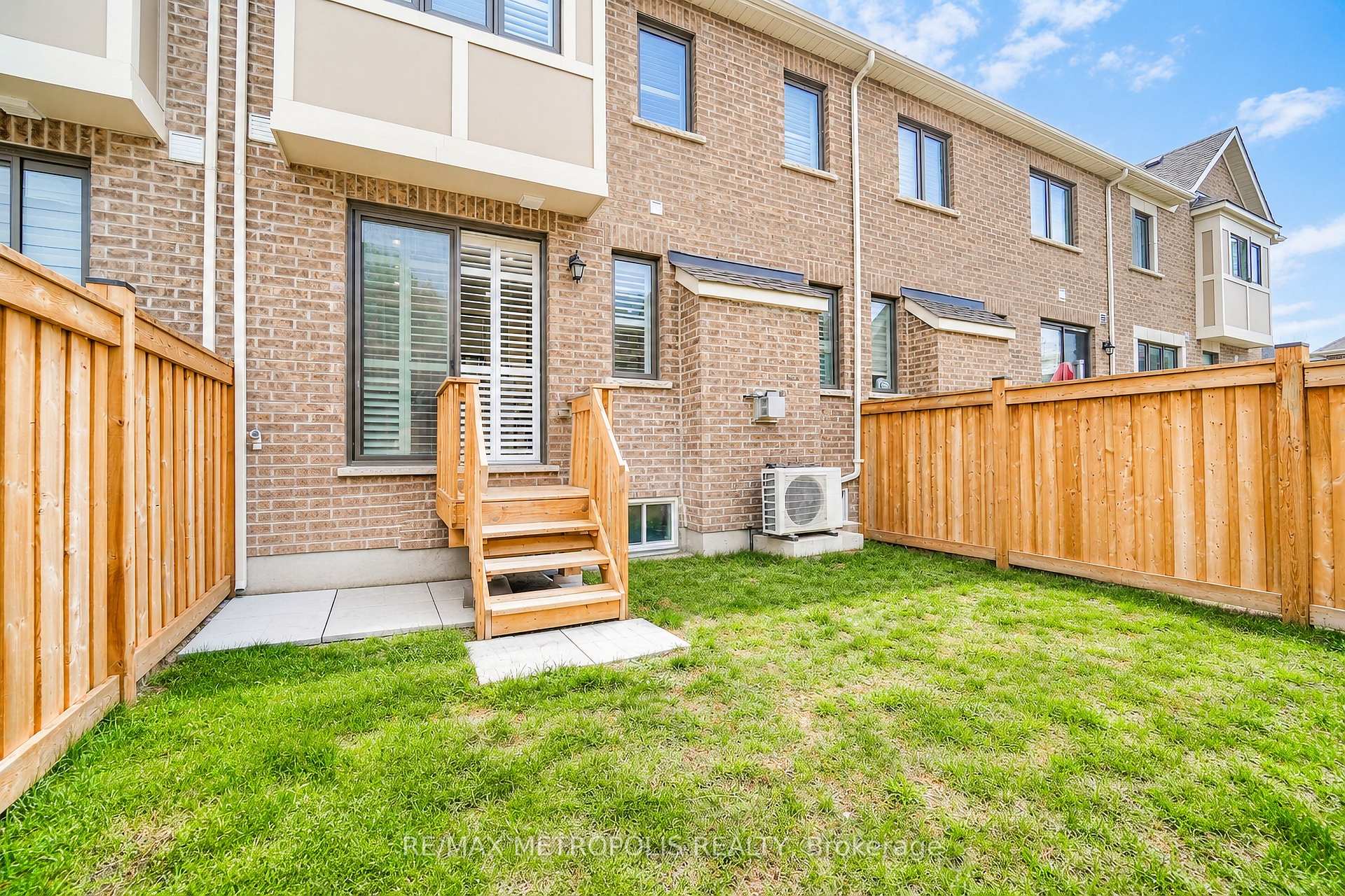 3237 Turnstone Boulevard, Pickering, ON L1X 0N3, Pickering, ON — photo 7 of 45