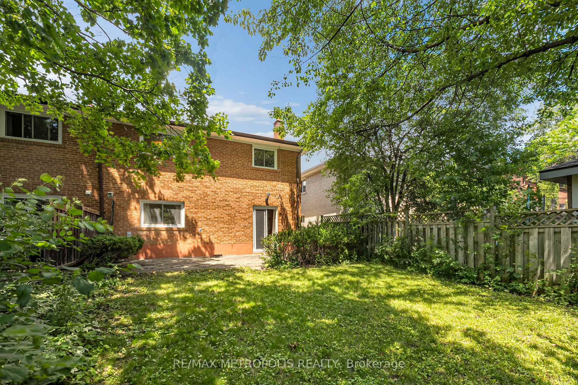 76 Harrington Crescent, Toronto C15, ON M2M 2Y5, Toronto C15, ON — photo 33 of 50