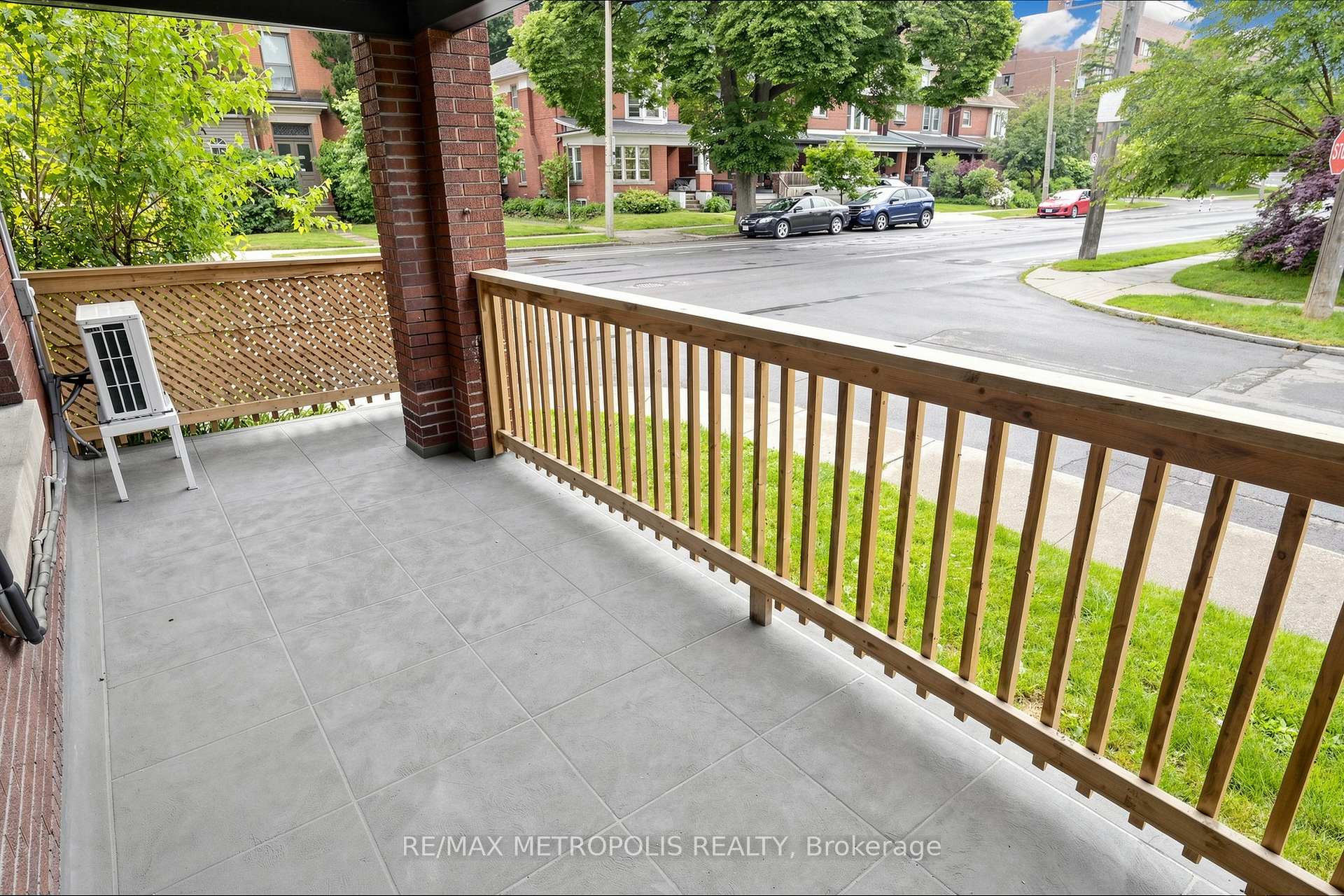 41 Albert Street, Hamilton, ON L8M 2Y1, Hamilton, ON — photo 8 of 10