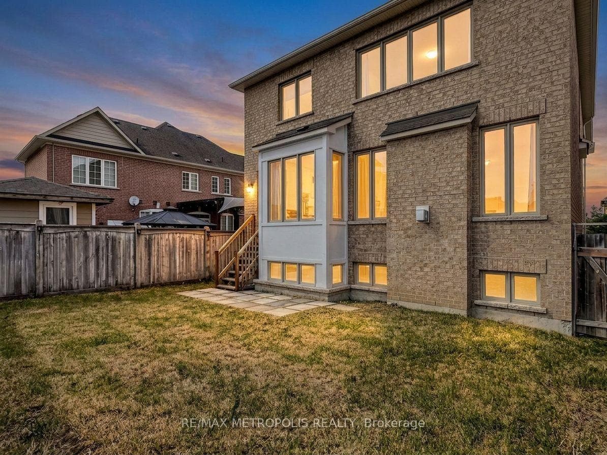 138 Yakefarm Boulevard, Whitchurch-Stouffville, ON L4A 0R8, Whitchurch-Stouffville, ON — photo 43 of 62
