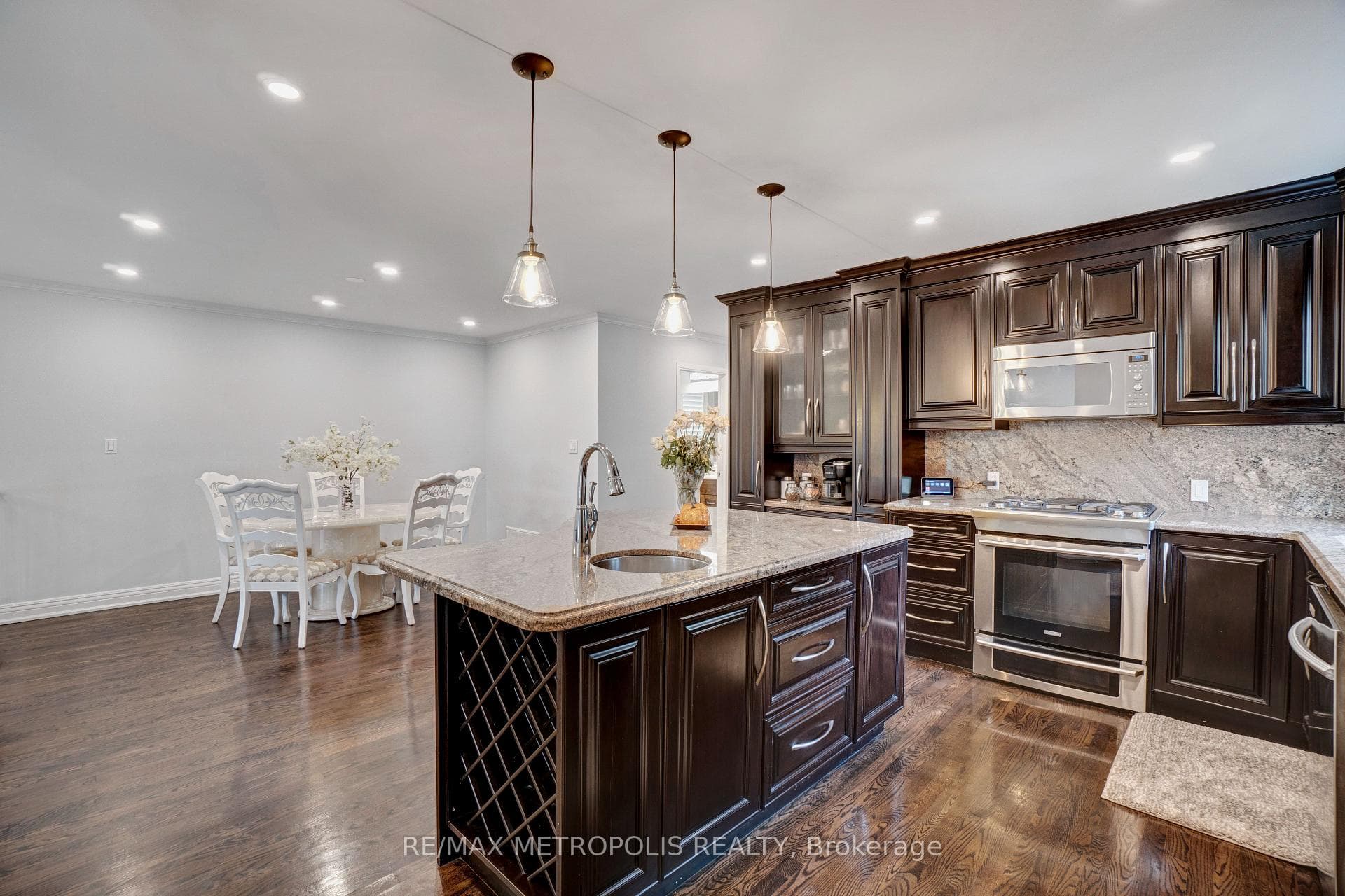 1872 Appleview Road, Pickering, ON L1V 1T8, Pickering, ON — photo 12 of 50