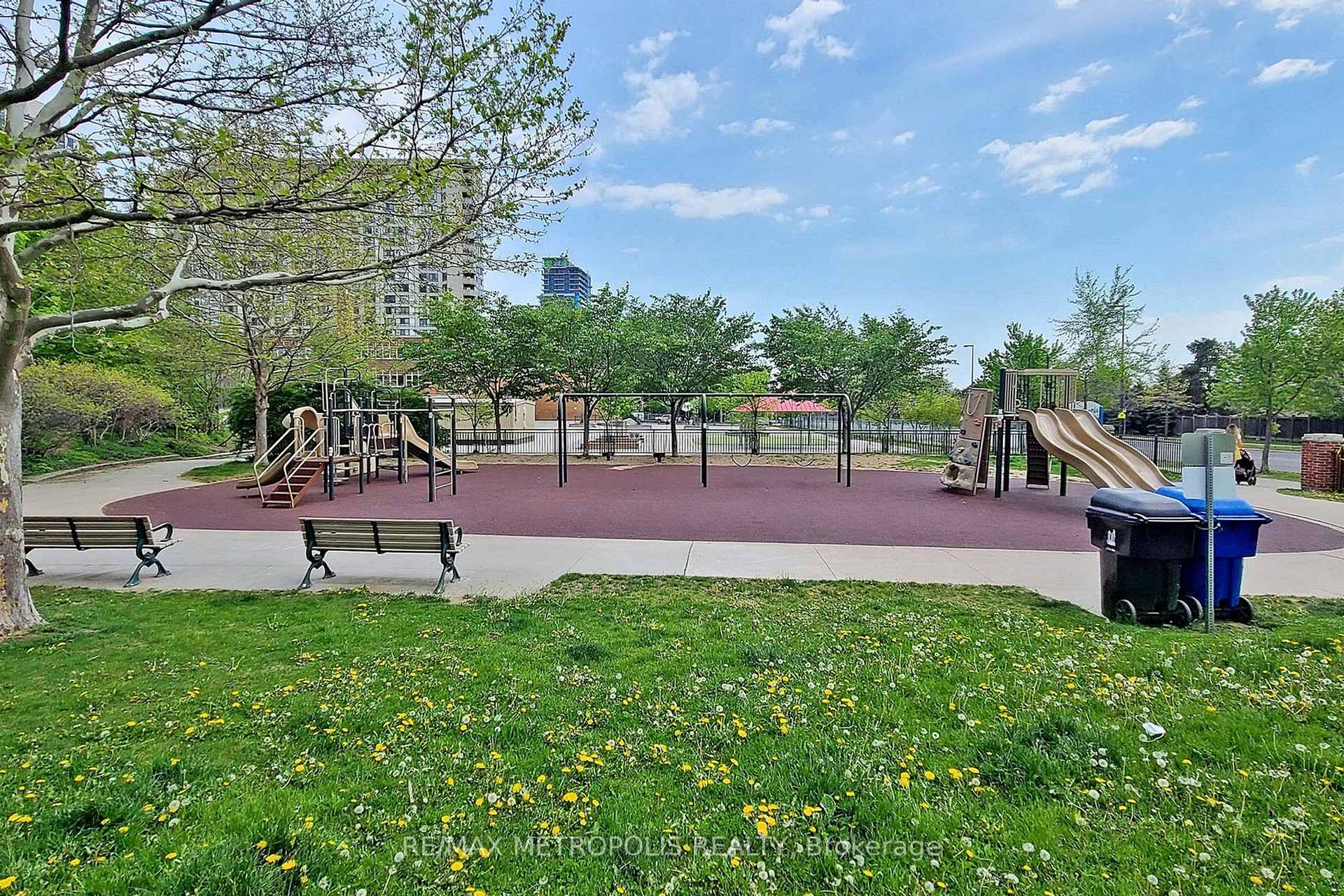 23 Lorraine Drive 1906, Toronto, ON M2N 6Z6, Toronto C07, ON — photo 44 of 45