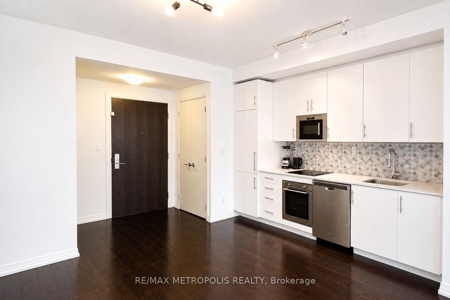 460 Adelaide Street E 520, Toronto, ON M5A 0E7, Toronto C08, ON — photo 43 of 46