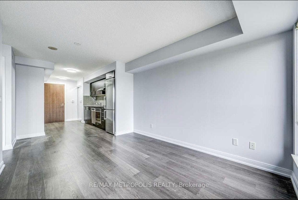 255 Village Green Square 507, Toronto E07, ON M1S 0L7, Toronto E07, ON — photo 8 of 14