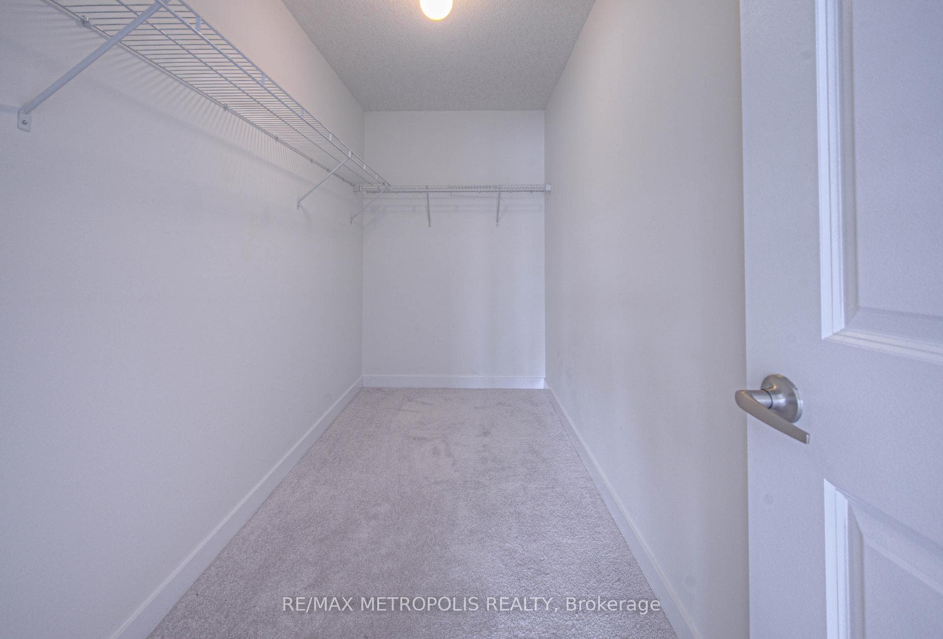 100 Moss Drive, Cambridge, ON N1T 0H1, Cambridge, ON — photo 84 of 95