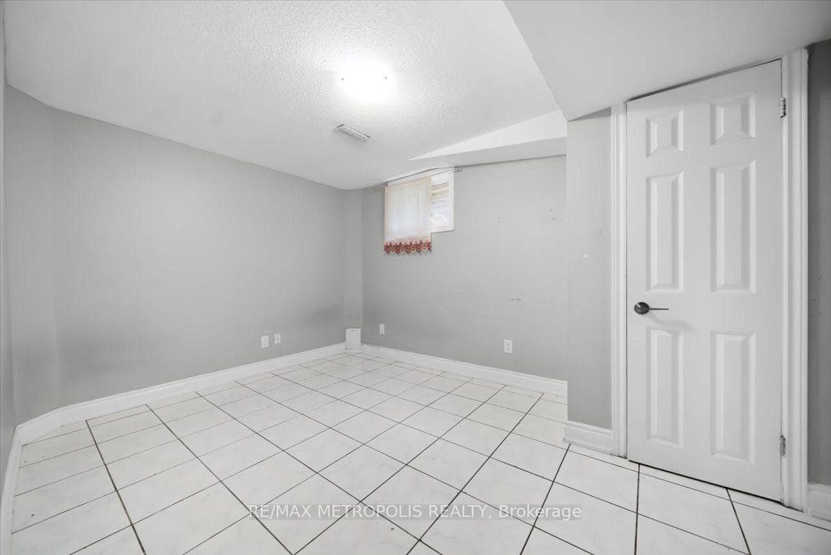 39 Jellicoe Crescent, Brampton, ON L6S 3H7, Brampton, ON — photo 85 of 99