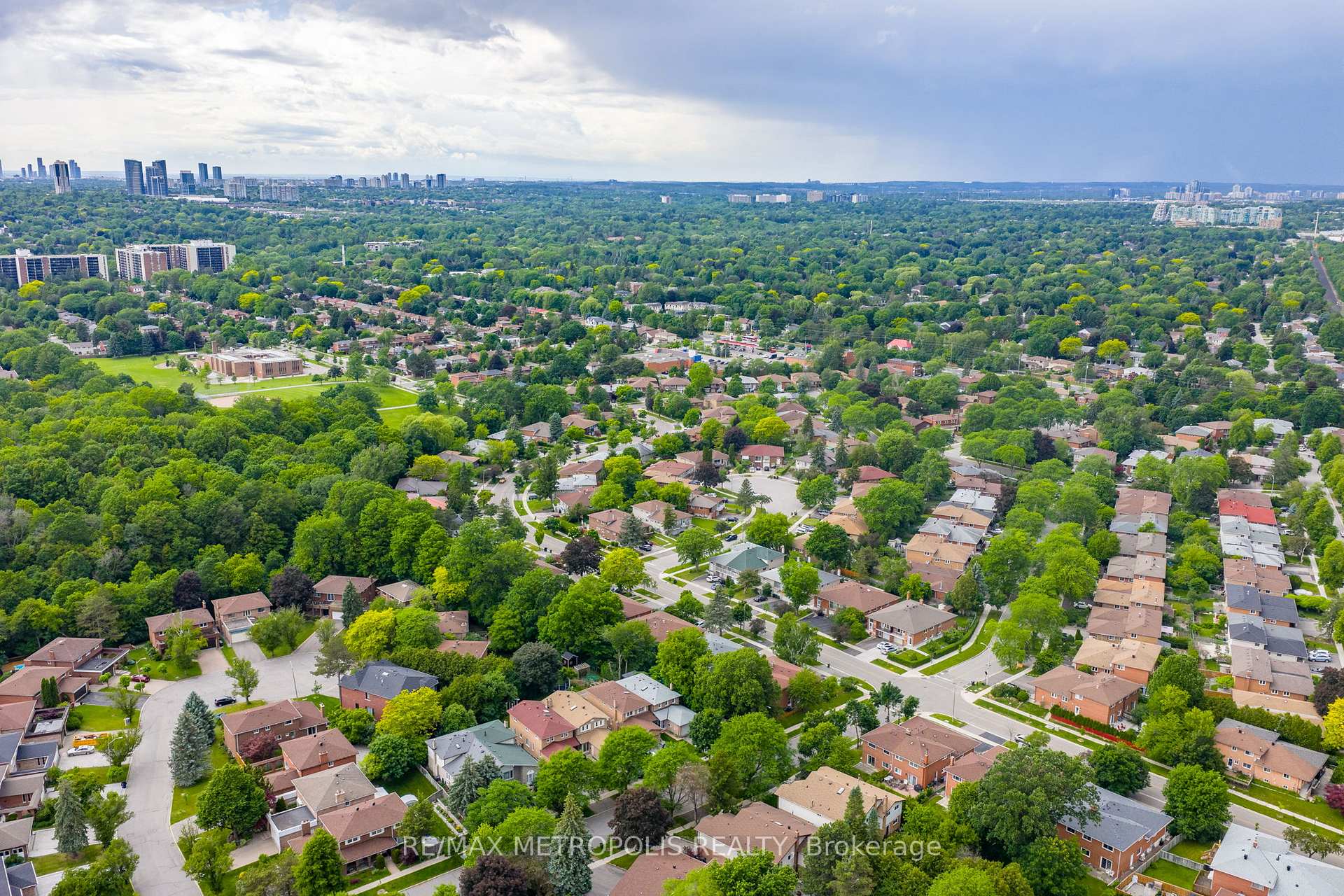 76 Harrington Crescent, Toronto C15, ON M2M 2Y5, Toronto C15, ON — photo 37 of 50