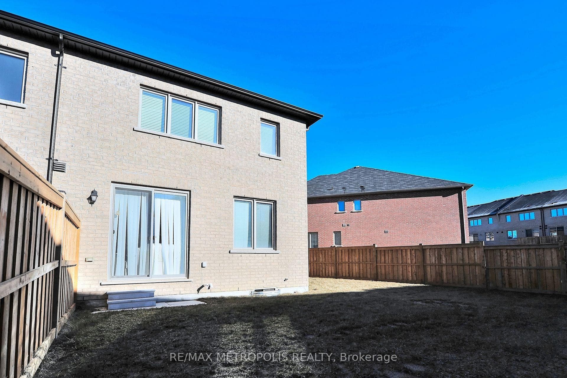 61 Seedling Crescent, Whitchurch-Stouffville, ON L4A 4V5, Whitchurch-Stouffville, ON — photo 7 of 37