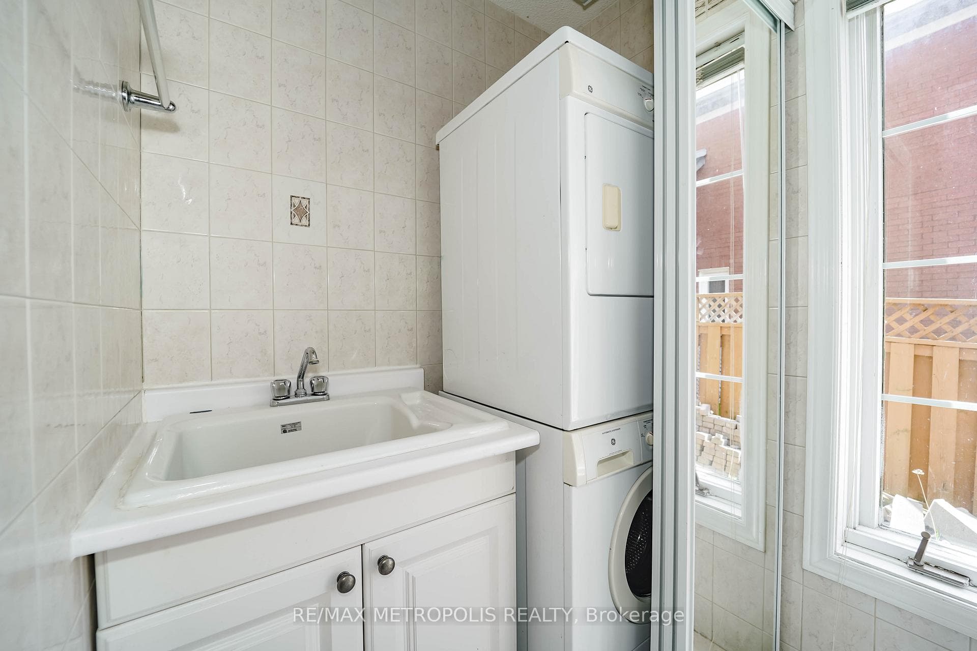 2 Schooner Court, Markham, ON L6C 1R2, Markham, ON — photo 24 of 50