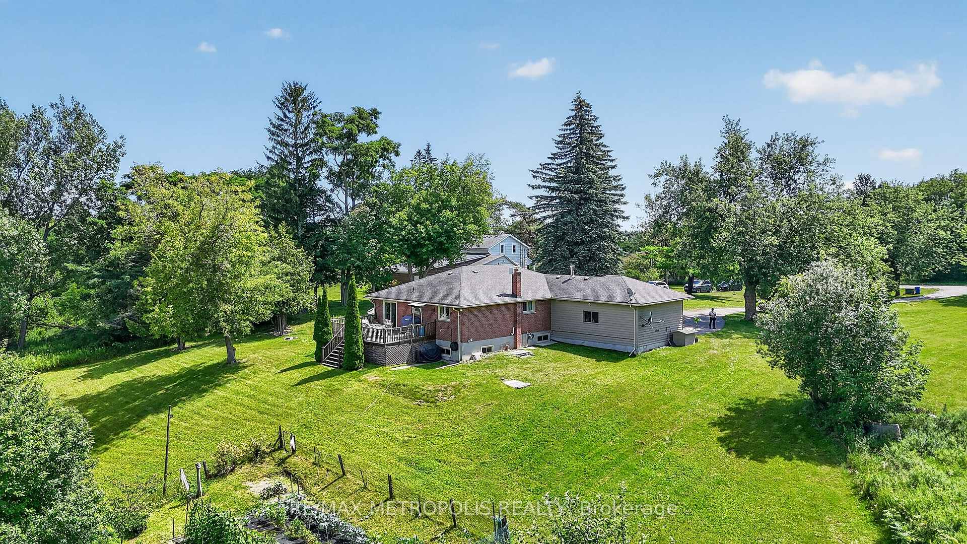 6370 Hillsdale Drive, Whitchurch-Stouffville, ON L4A 3B8, Whitchurch-Stouffville, ON — photo 34 of 38