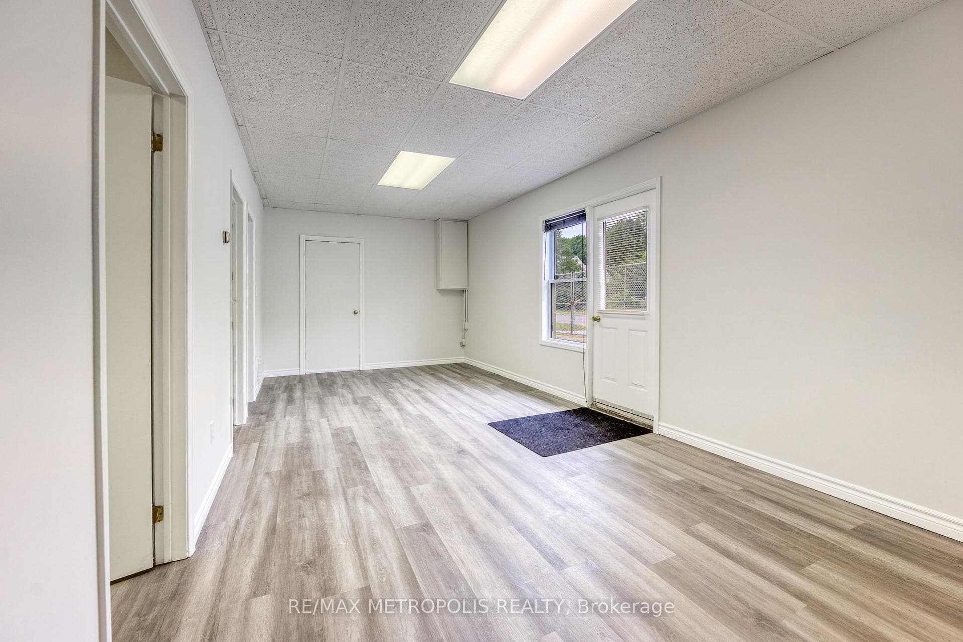431 Campbell Street, Sarnia, ON N7T 2J1, Sarnia, ON — photo 13 of 48