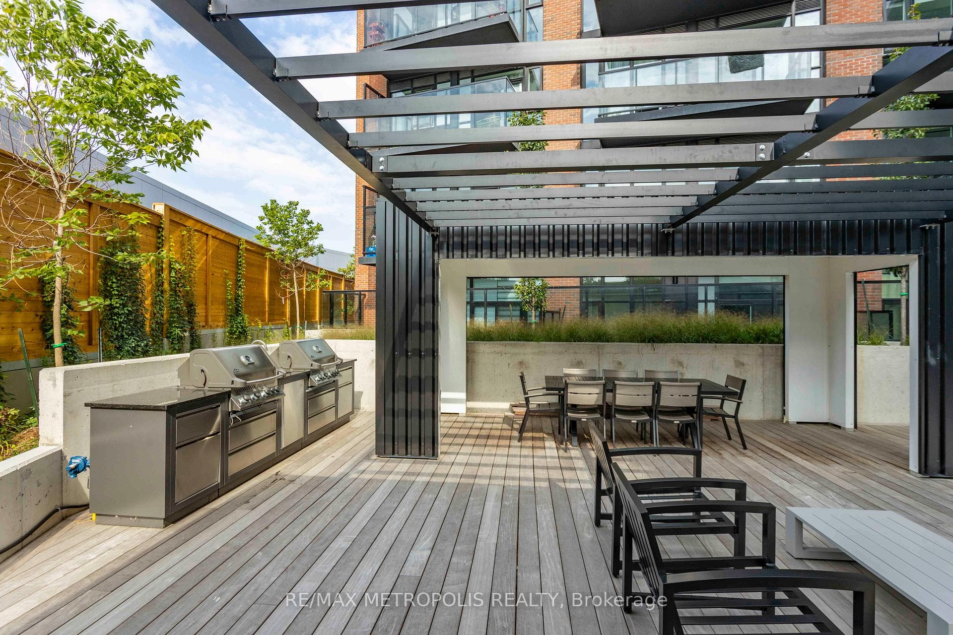 2300 St Clair Avenue W 307, Toronto, ON M6N 0B3, Toronto W02, ON — photo 28 of 41