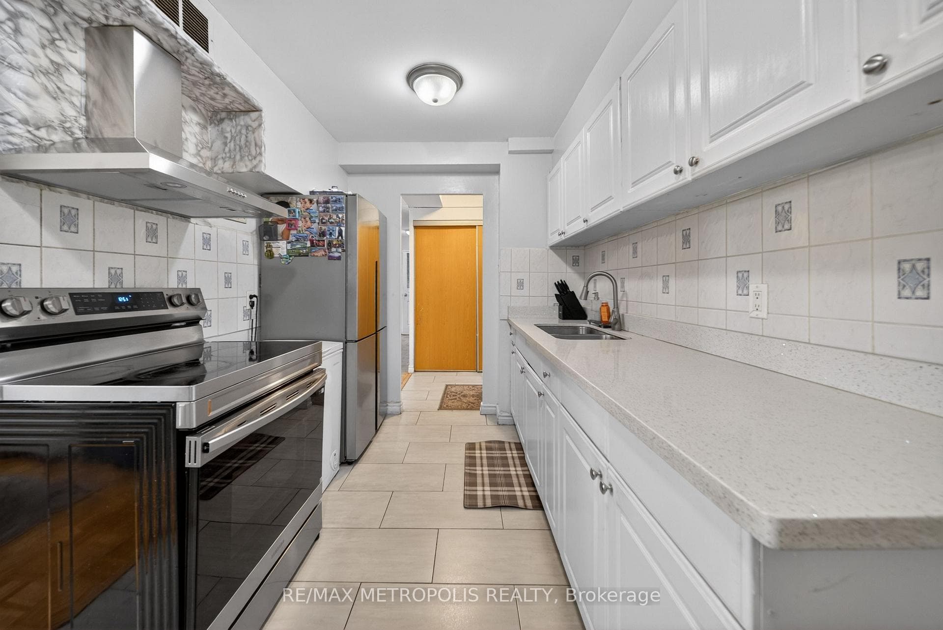 2825 Islington Avenue 104, Toronto W05, ON M9L 2K1, Toronto W05, ON — photo 10 of 40