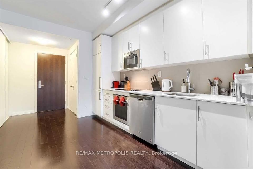 460 Adelaide Street E 520, Toronto, ON M5A 0E7, Toronto C08, ON — photo 6 of 46