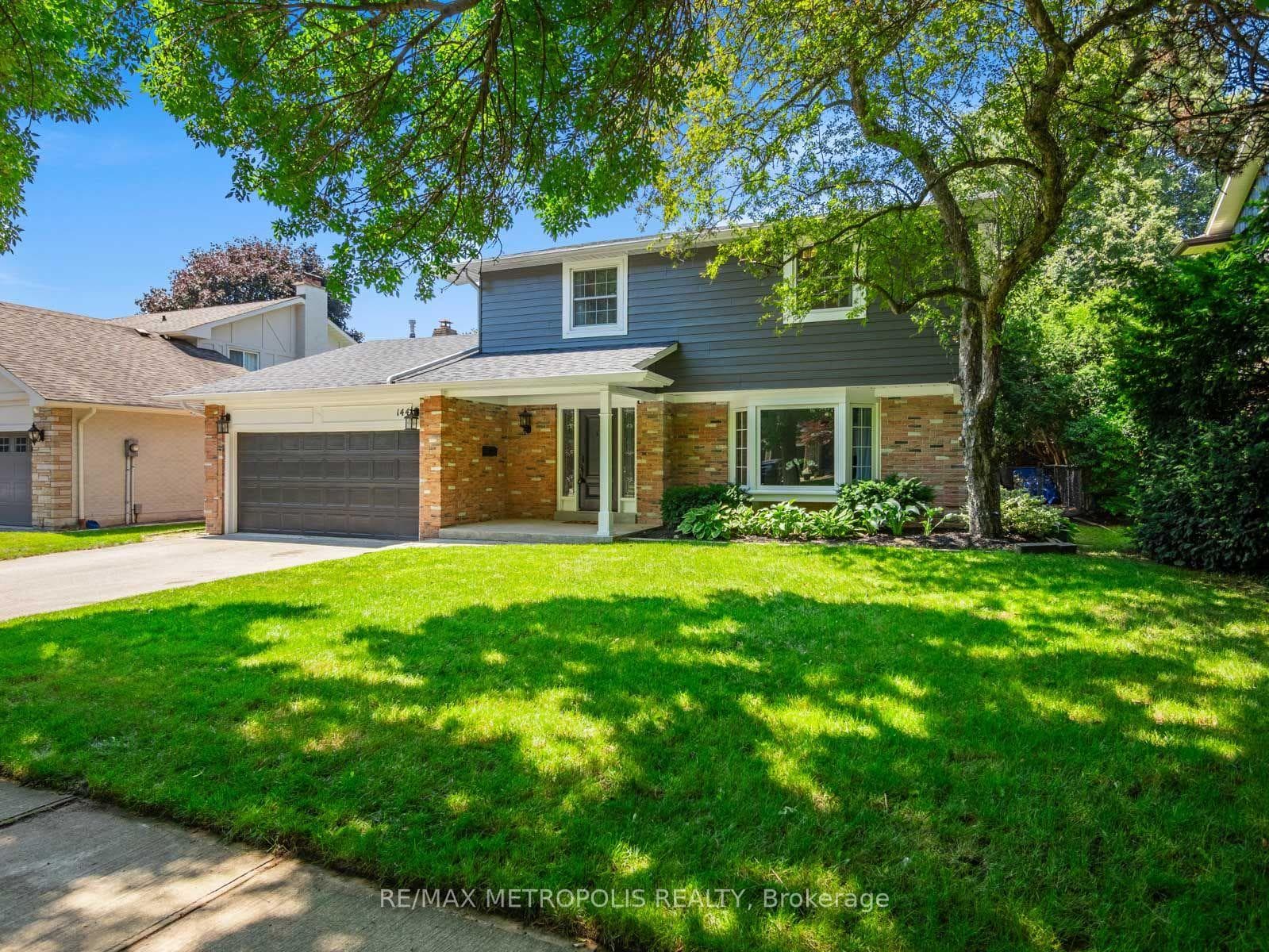 144 All Saints Crescent, Oakville, ON L6J 5Y8, Oakville, ON — photo 2 of 42