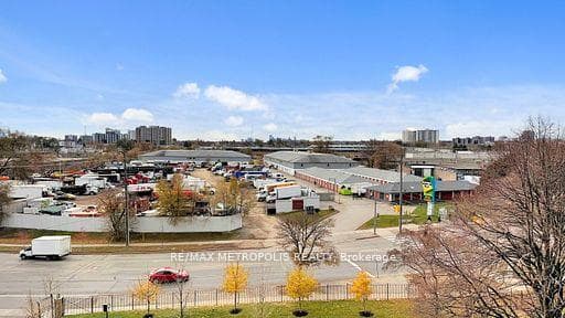 10 Martha Eaton Way 713, Toronto W04, ON M6M 5B3, Toronto W04, ON — photo 27 of 50