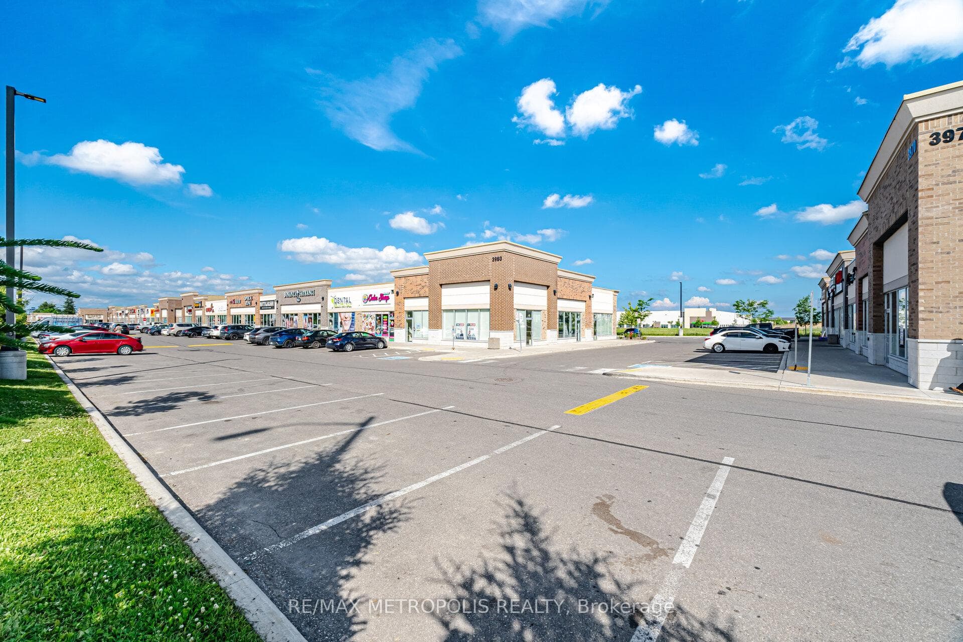 3975 Eglinton Avenue W 17, Mississauga, ON L5M 0E7, Mississauga, ON — photo 3 of 49