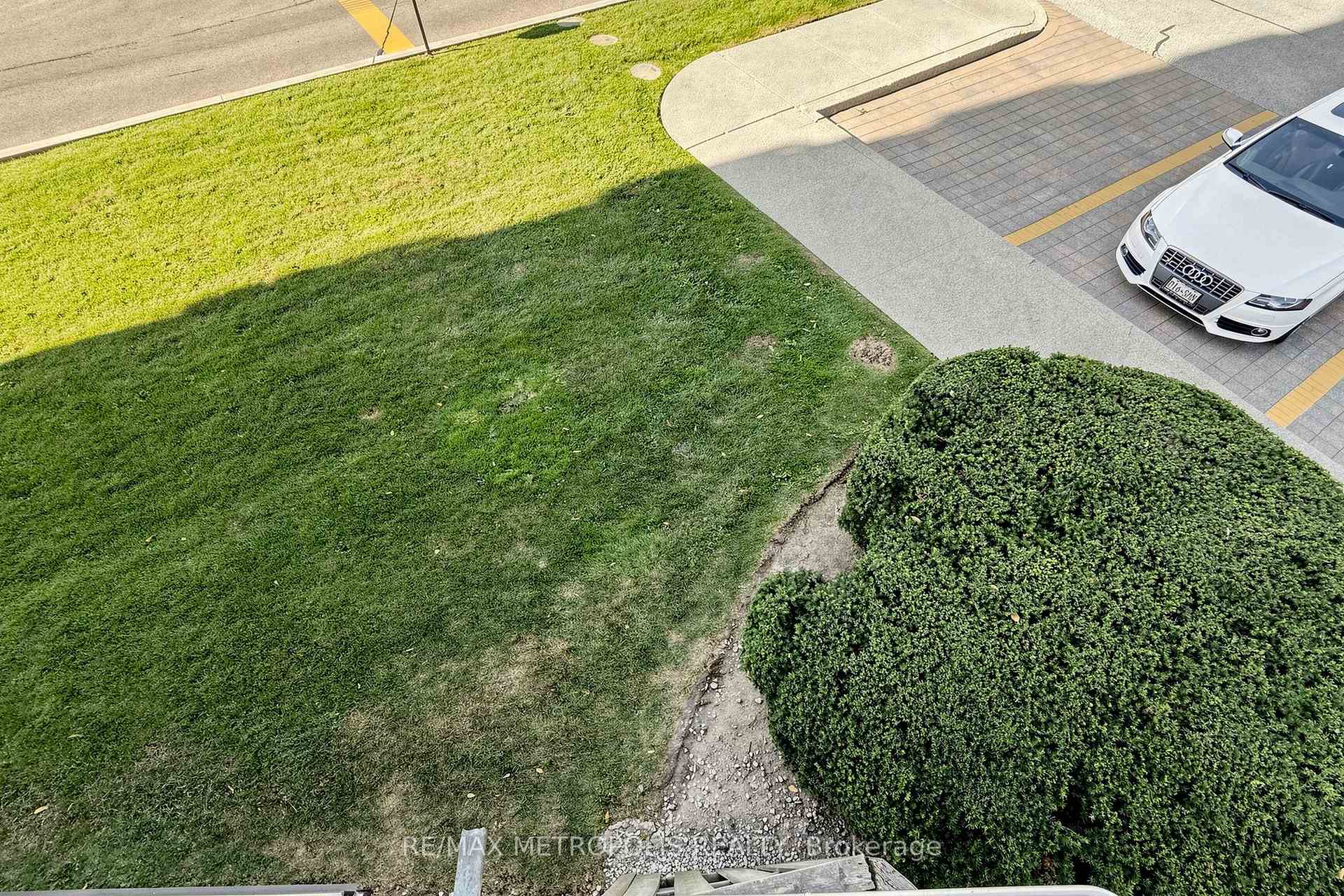 1111 Bough Beeches Boulevard 207, Mississauga, ON L4W 4N1, Mississauga, ON — photo 40 of 49