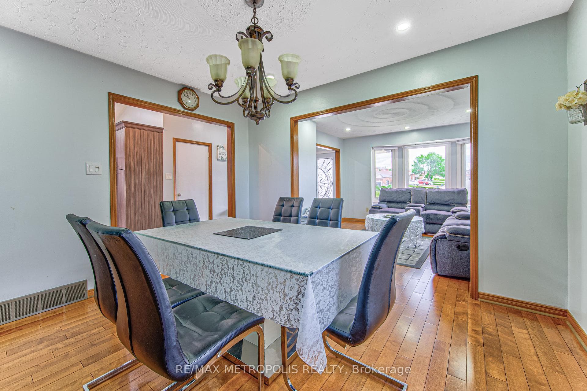 184 Stonyburn Crescent, Cambridge, ON N1R 7X8, Cambridge, ON — photo 11 of 50