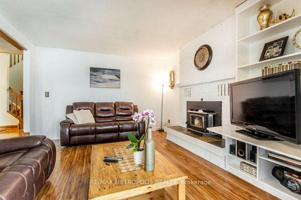 269 Burnett Avenue, Cambridge, ON N1T 1E8, Cambridge, ON — photo 16 of 51