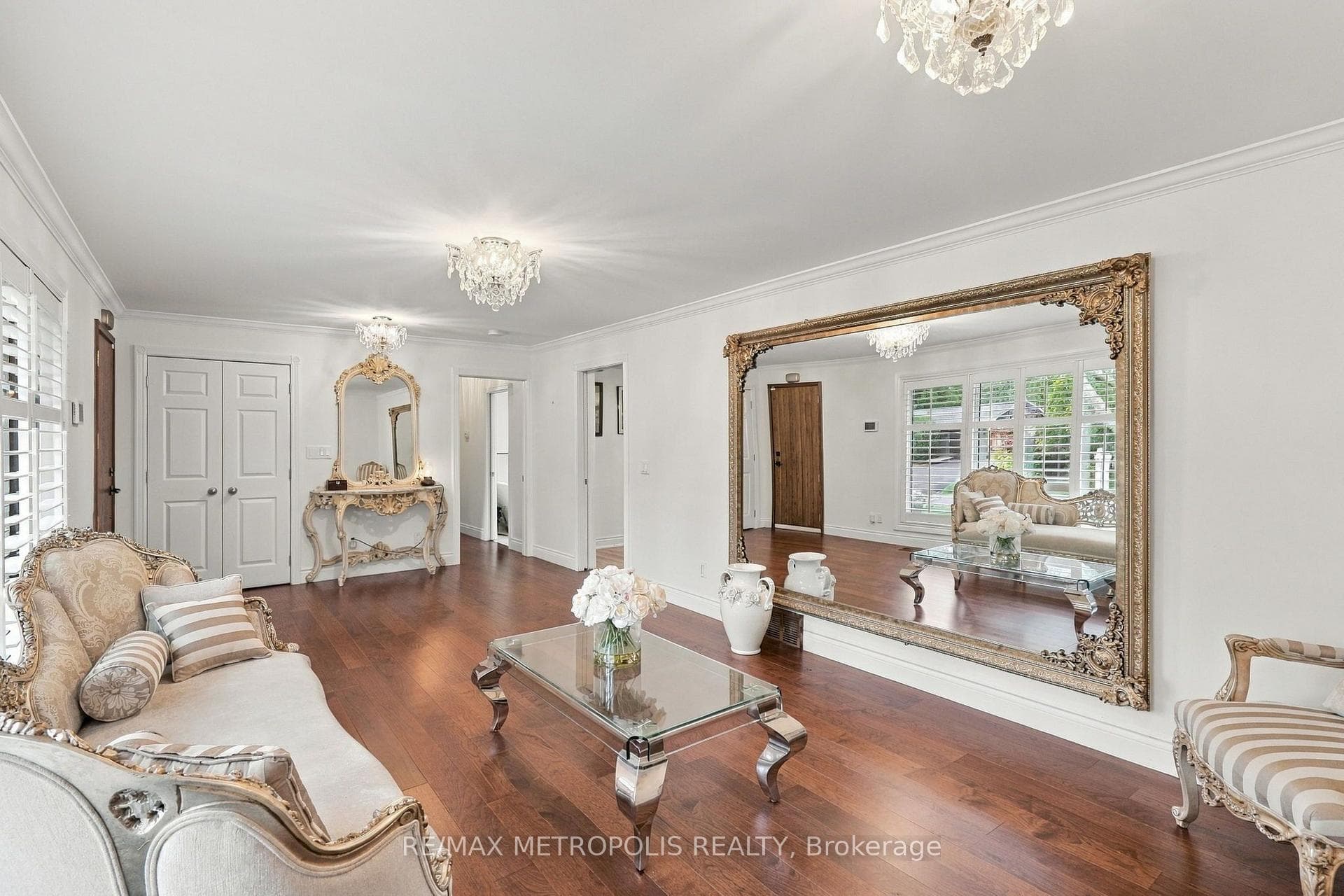 1228 Elgin Crescent, Oakville, ON L6H 2J7, Oakville, ON — photo 13 of 50