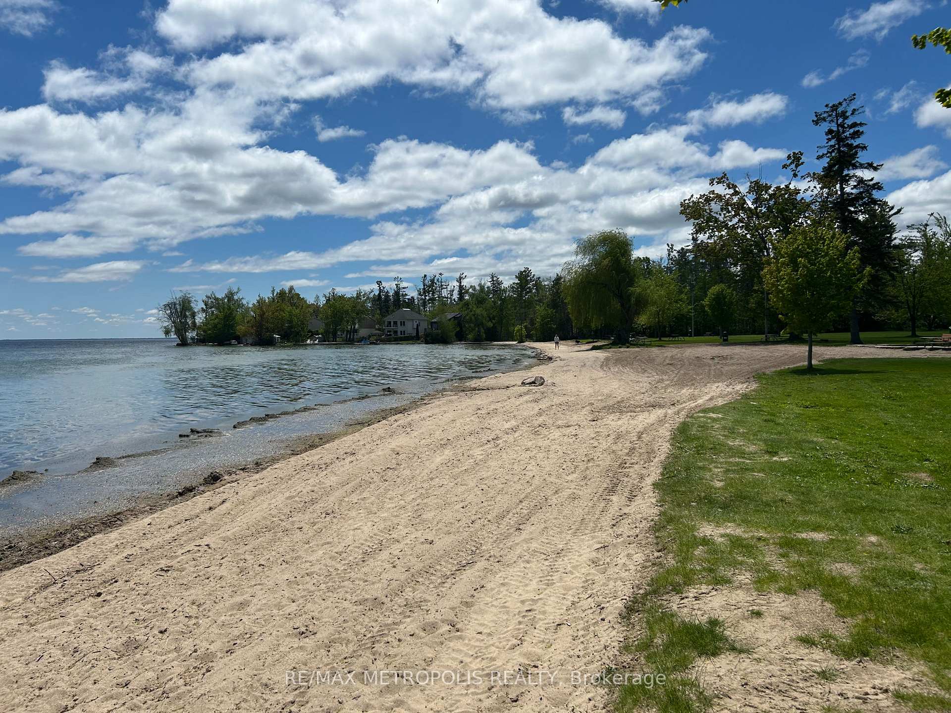 593 Lakeshore Road E, Oro-Medonte, ON L5G 1J4, Oro-Medonte, ON — photo 12 of 20