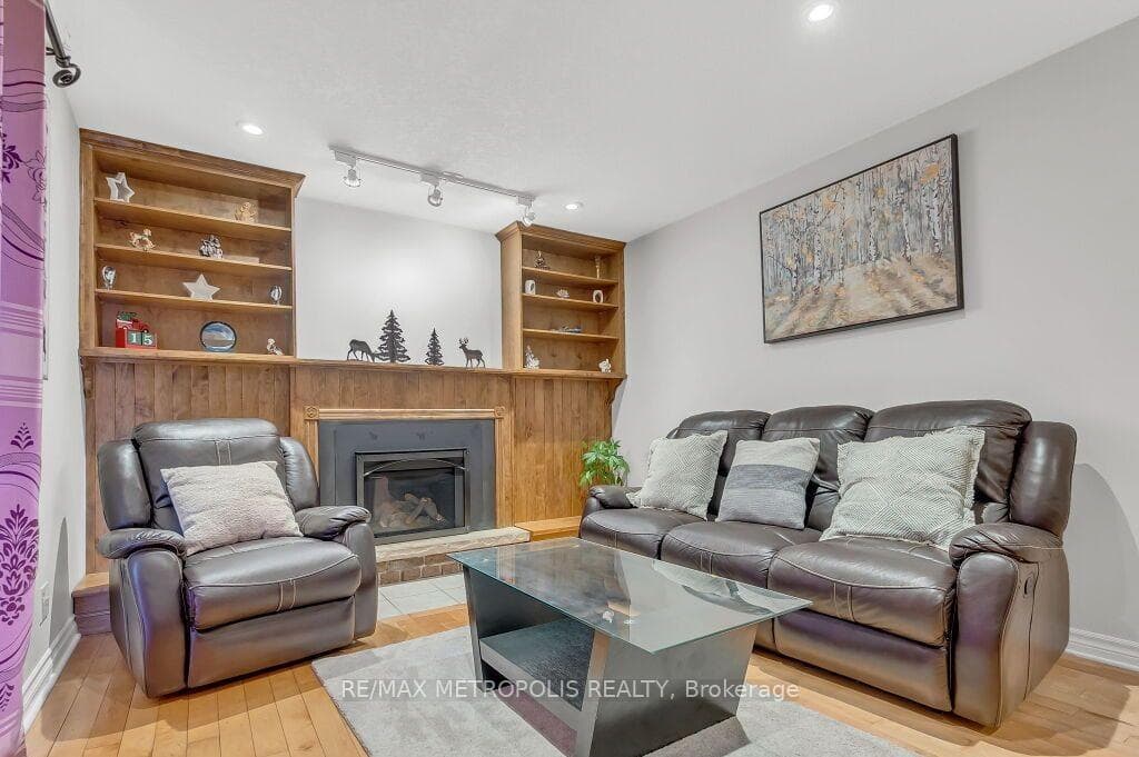 100 Warren Road, Kitchener, ON N2M 4T4, Kitchener, ON — photo 15 of 37