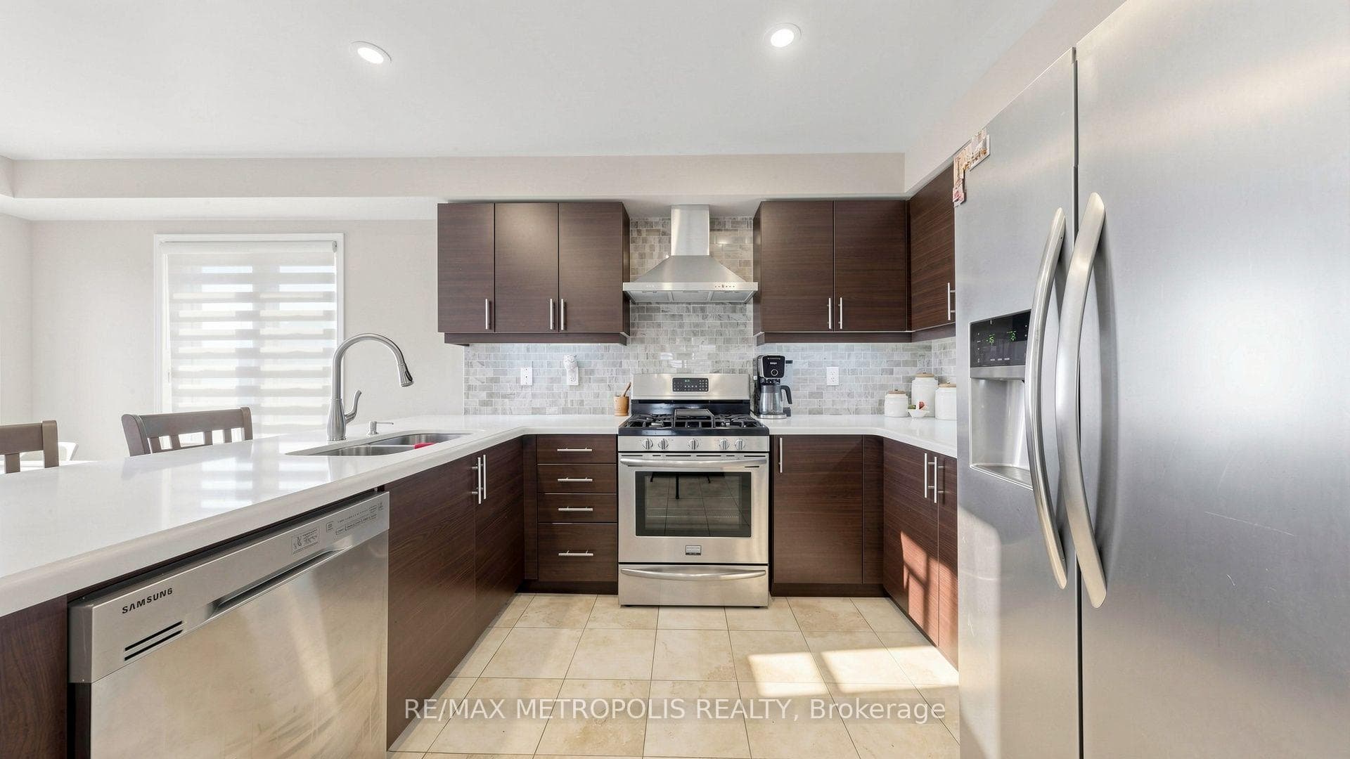 762 Mccue Drive, Oshawa, ON L1K 0R1, Oshawa, ON — photo 11 of 50