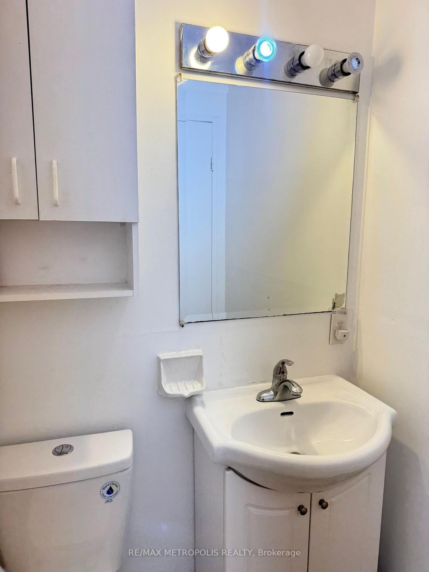 1445 Wilson Avenue 202, Toronto, ON M3M 1J5, Toronto W05, ON — photo 15 of 17