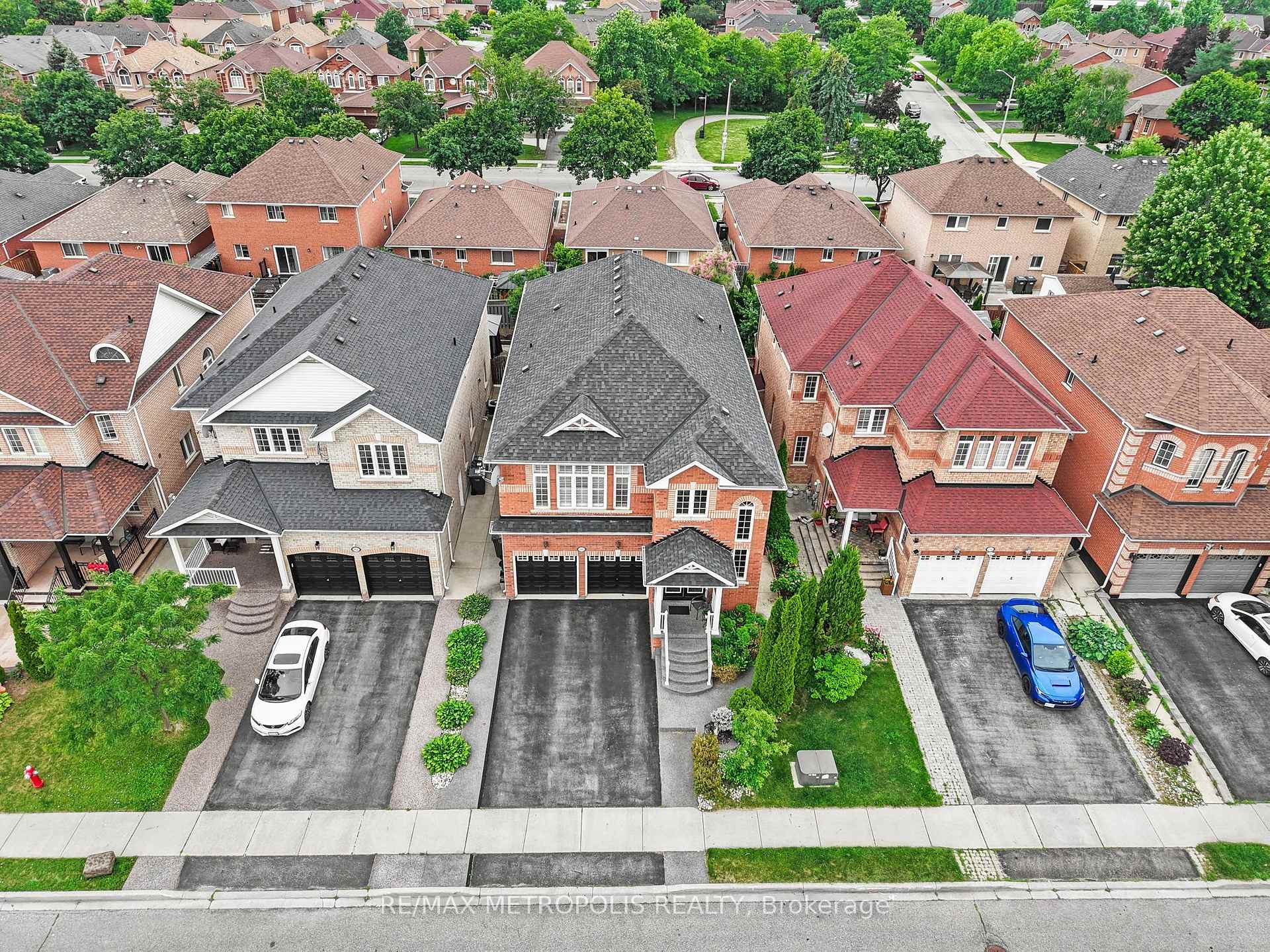 80 Ryegrass Crescent, Brampton, ON L7A 3J9, Brampton, ON — photo 3 of 52