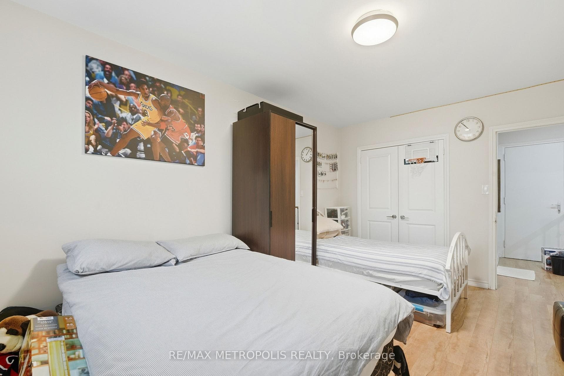 5877 Bathurst Street 205, Toronto, ON M2R 1Y7, Toronto C07, ON — photo 24 of 26