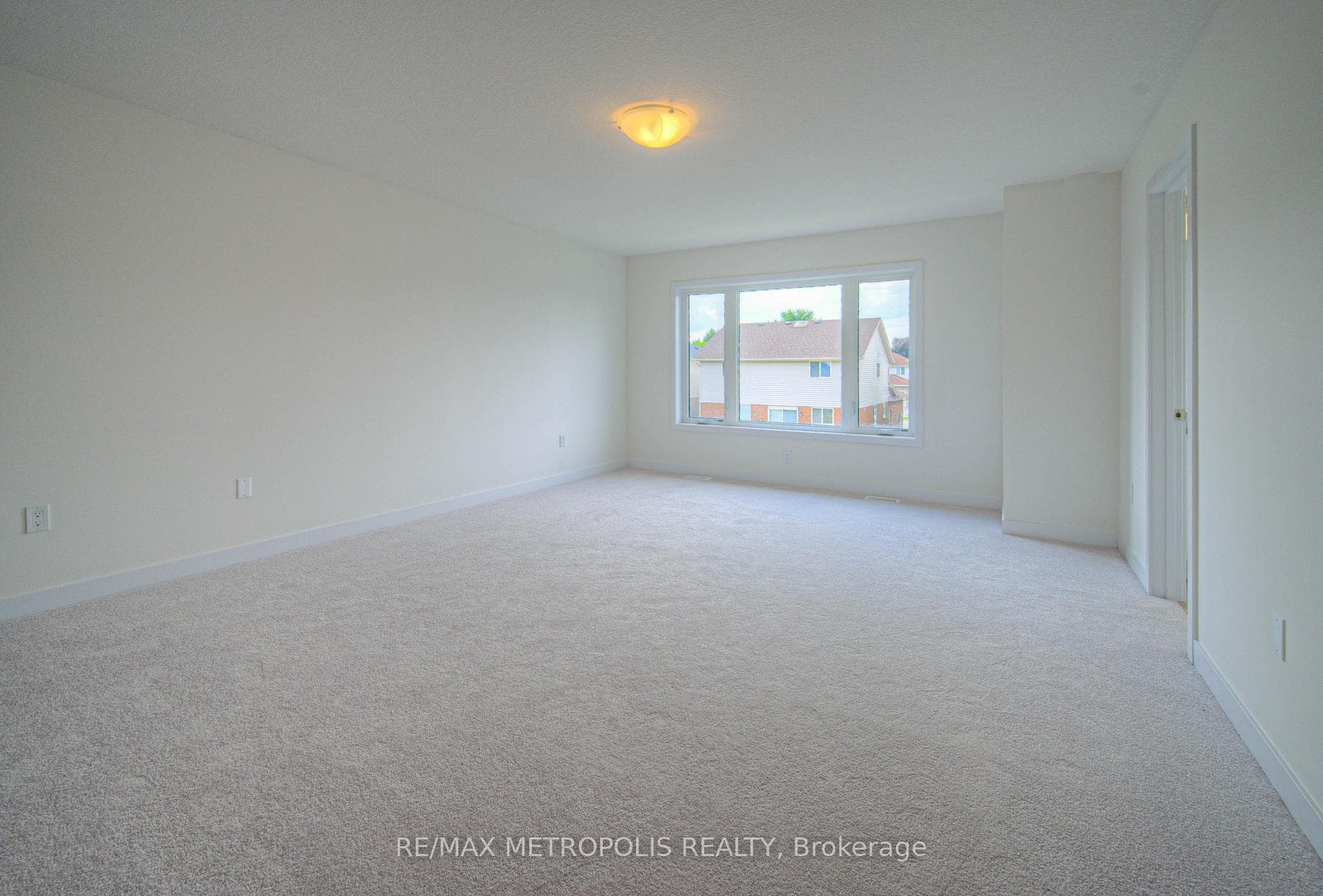 100 Moss Drive, Cambridge, ON N1T 0H1, Cambridge, ON — photo 80 of 95
