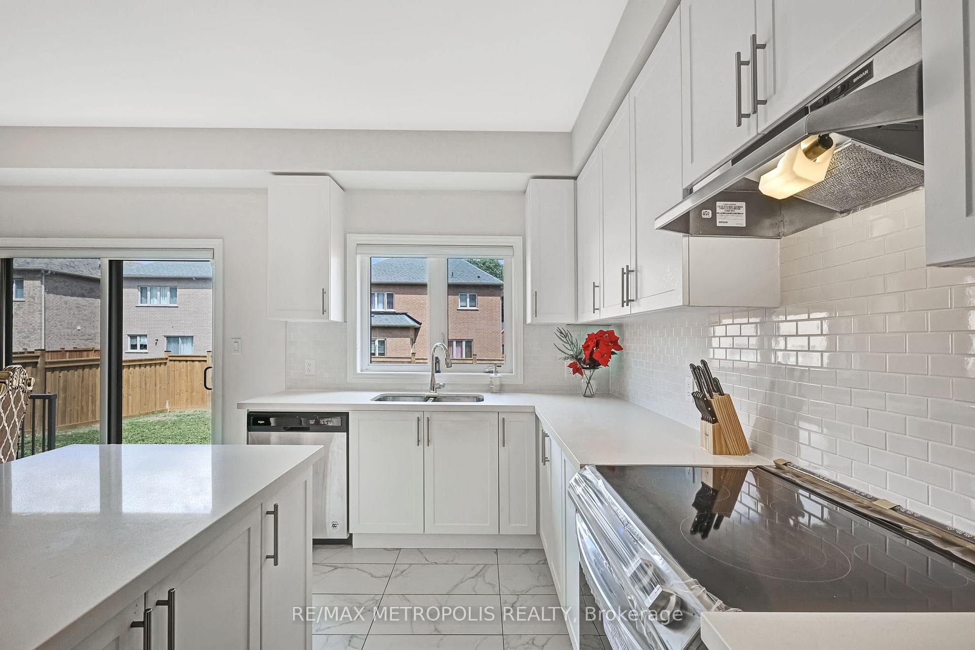 15 Douglas Kemp Crescent, Clarington, ON L1C 7E3, Clarington, ON — photo 16 of 50