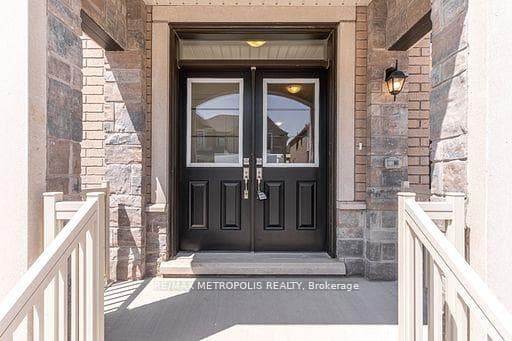 1481 Buttercup Court, Milton, ON L9E 1G5, Milton, ON — photo 2 of 40
