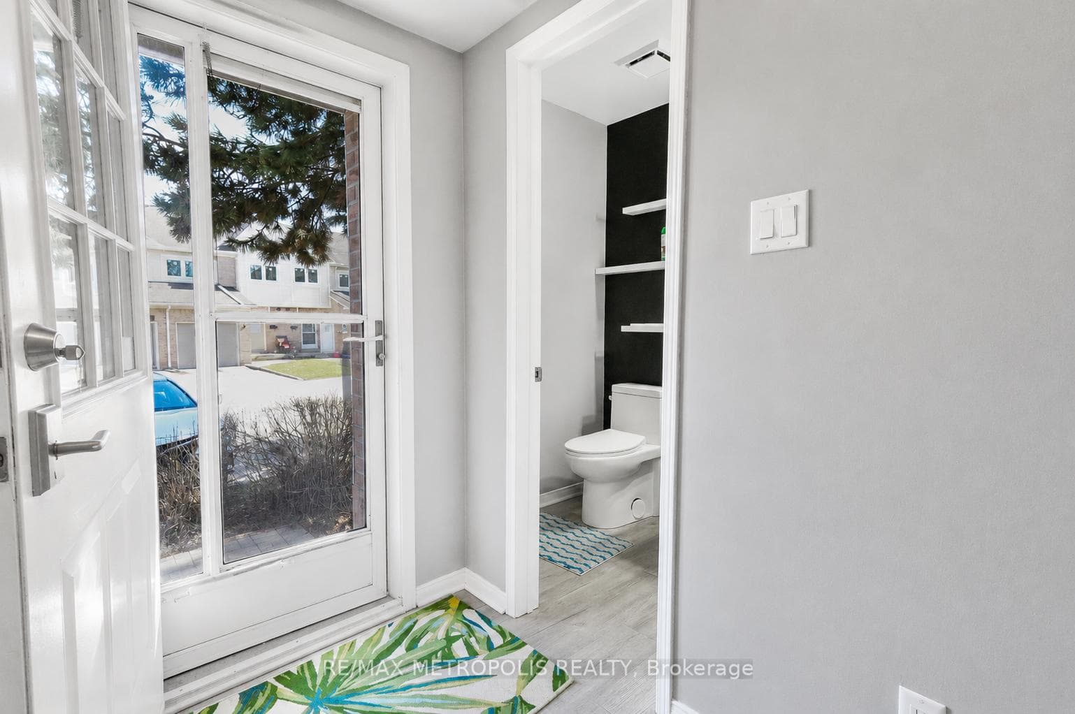 63 Wickstead Court, Brampton, ON L6R 1N8, Brampton, ON — photo 6 of 38