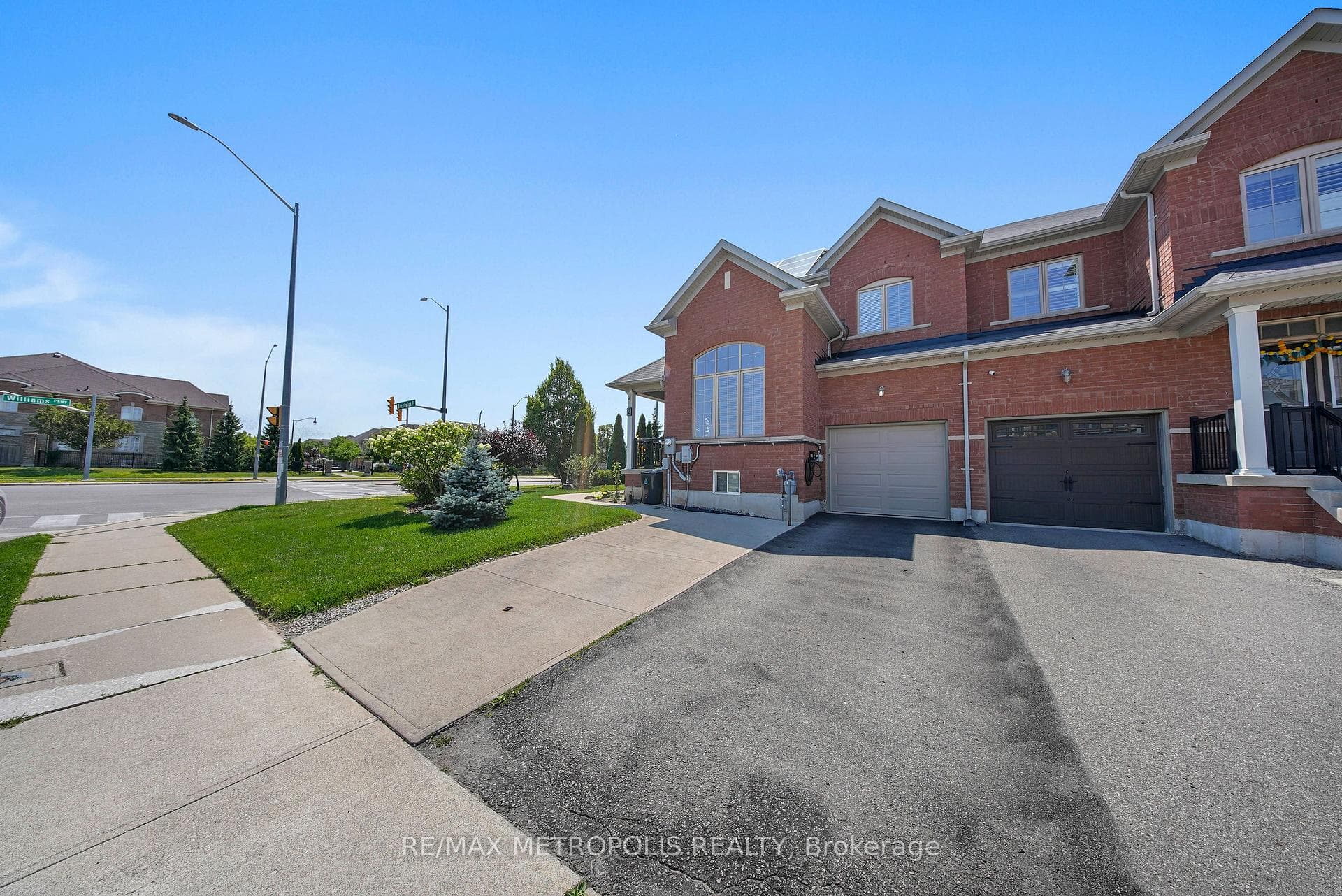 2 Brentwick Drive, Brampton, ON L6X 3B3, Brampton, ON — photo 43 of 106