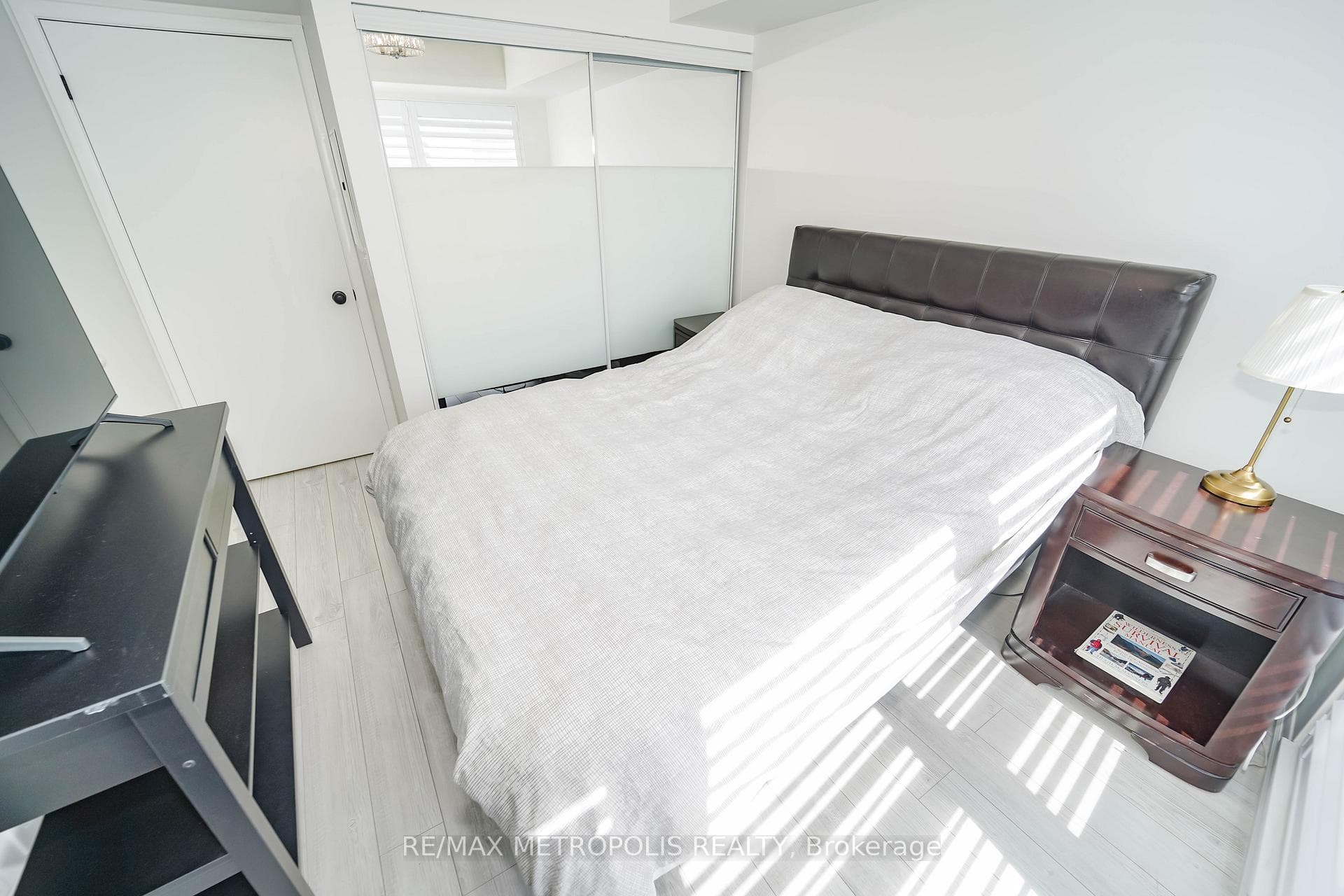 800 Lawrence Avenue W 415, Toronto, ON M6A 0B1, Toronto W04, ON — photo 18 of 72